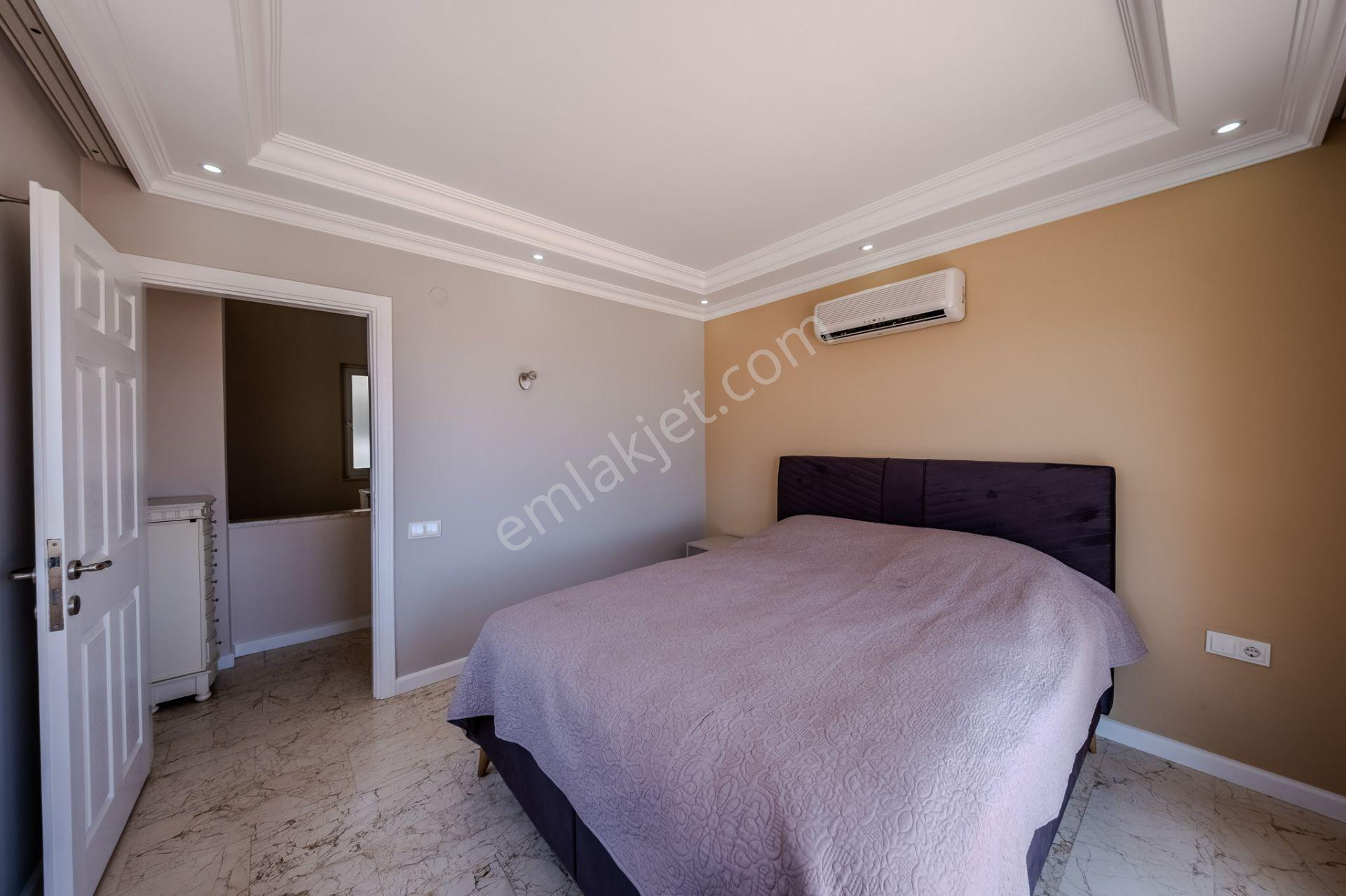 Alanya'da Full Deniz & Kale Manzaralı Prestij Villa "en/ru/de" - Görsel 27