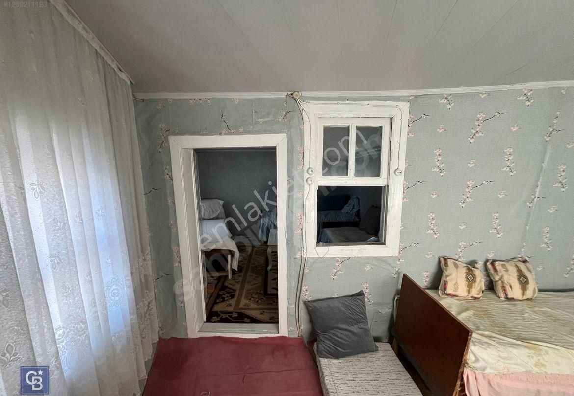 İzmir Bayındır Merkez Değerli Konumda Satılık Müstakil Ev - Görsel 12