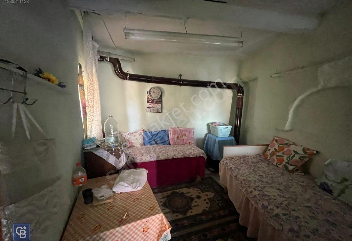 İzmir Bayındır Merkez Değerli Konumda Satılık Müstakil Ev - Görsel 5