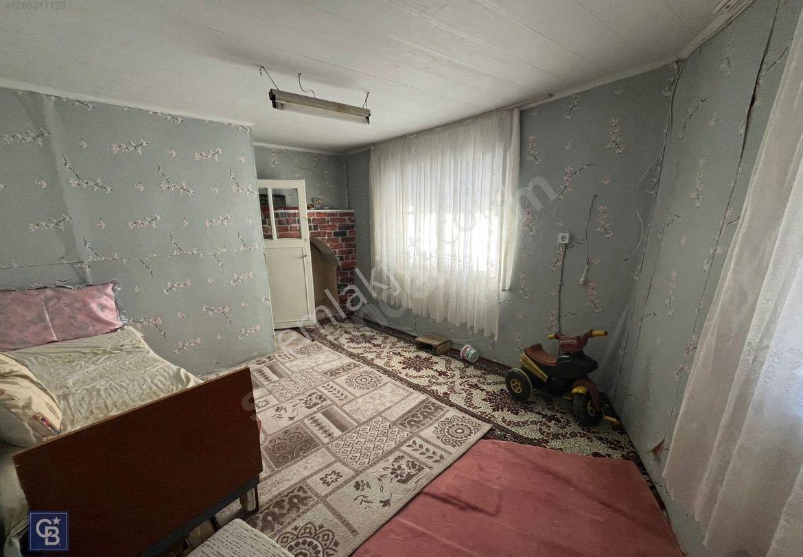 İzmir Bayındır Merkez Değerli Konumda Satılık Müstakil Ev - Görsel 14