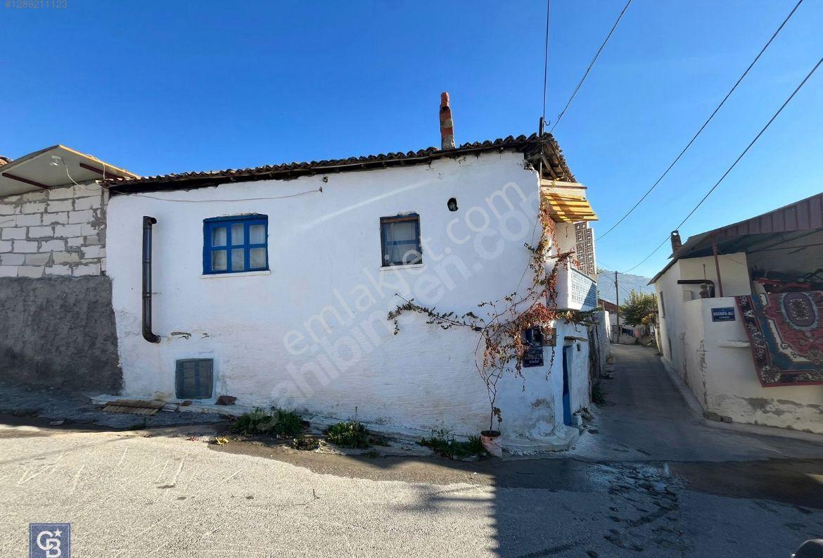 İzmir Bayındır Merkez Değerli Konumda Satılık Müstakil Ev - Görsel 25