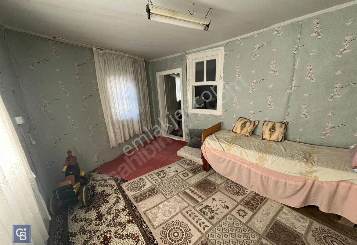 İzmir Bayındır Merkez Değerli Konumda Satılık Müstakil Ev - Görsel 7