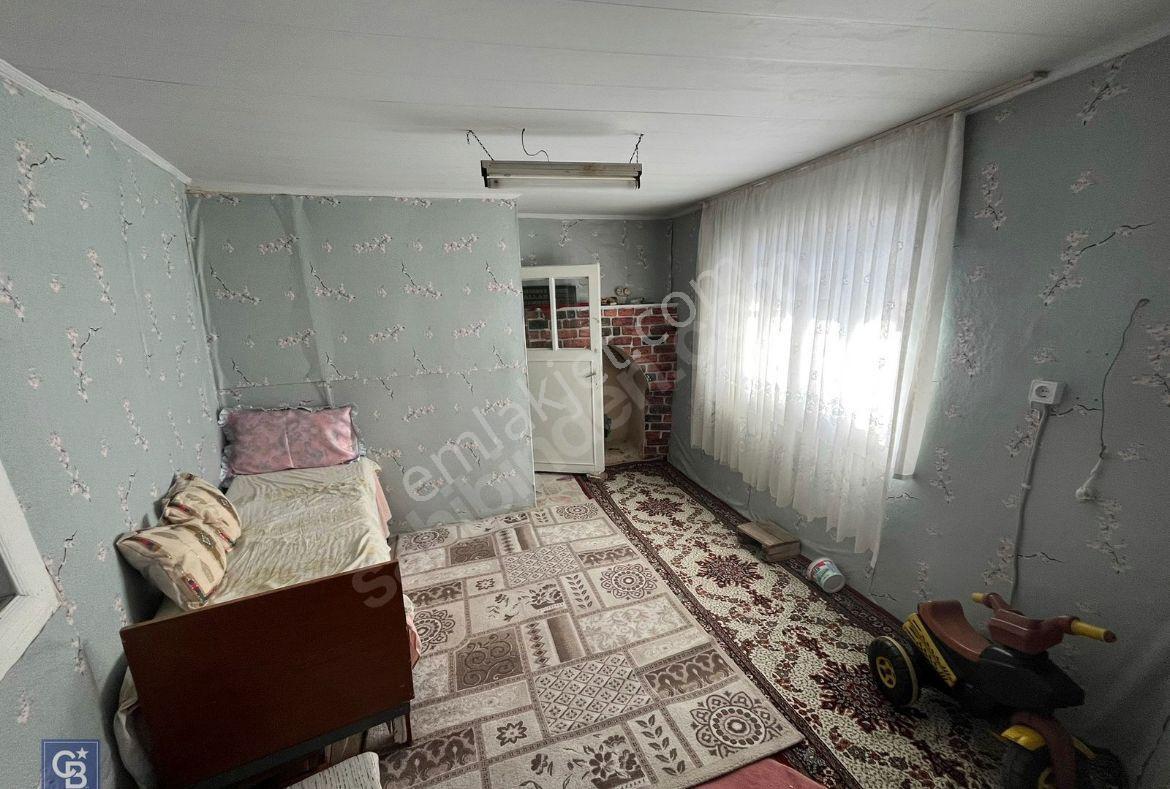İzmir Bayındır Merkez Değerli Konumda Satılık Müstakil Ev - Görsel 9