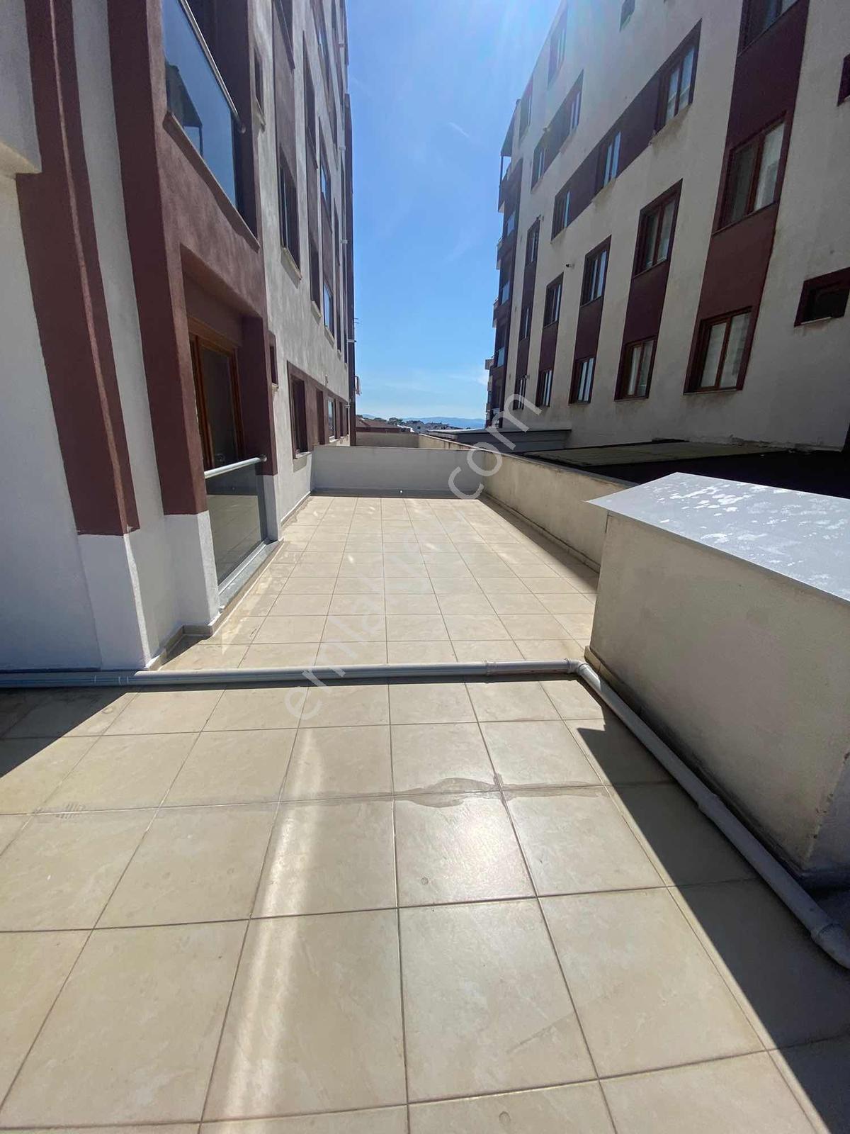 Mutlukente Yakın 3+1 210 M2 Teraslı Tamamına Kredi - Görsel 21