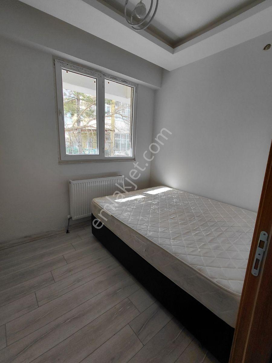 Kale Mahallesinde Eşyalı Satlık 1+1 Sıfır Daire - Görsel 6