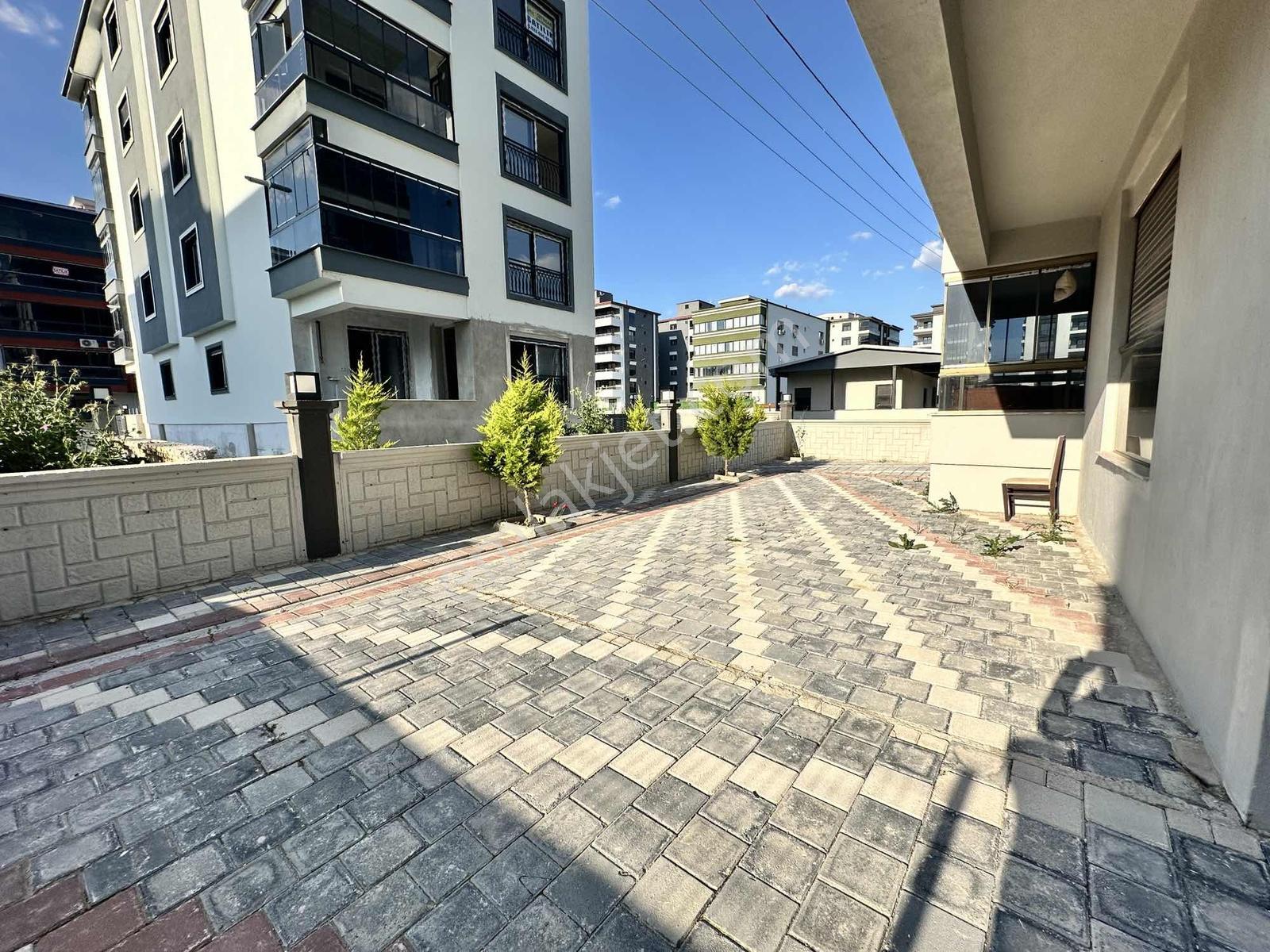 ( Bir Haftalığına Fiyat Düştü) Torbalıda Sağlık Ocağı Yanı Daire - Görsel 2