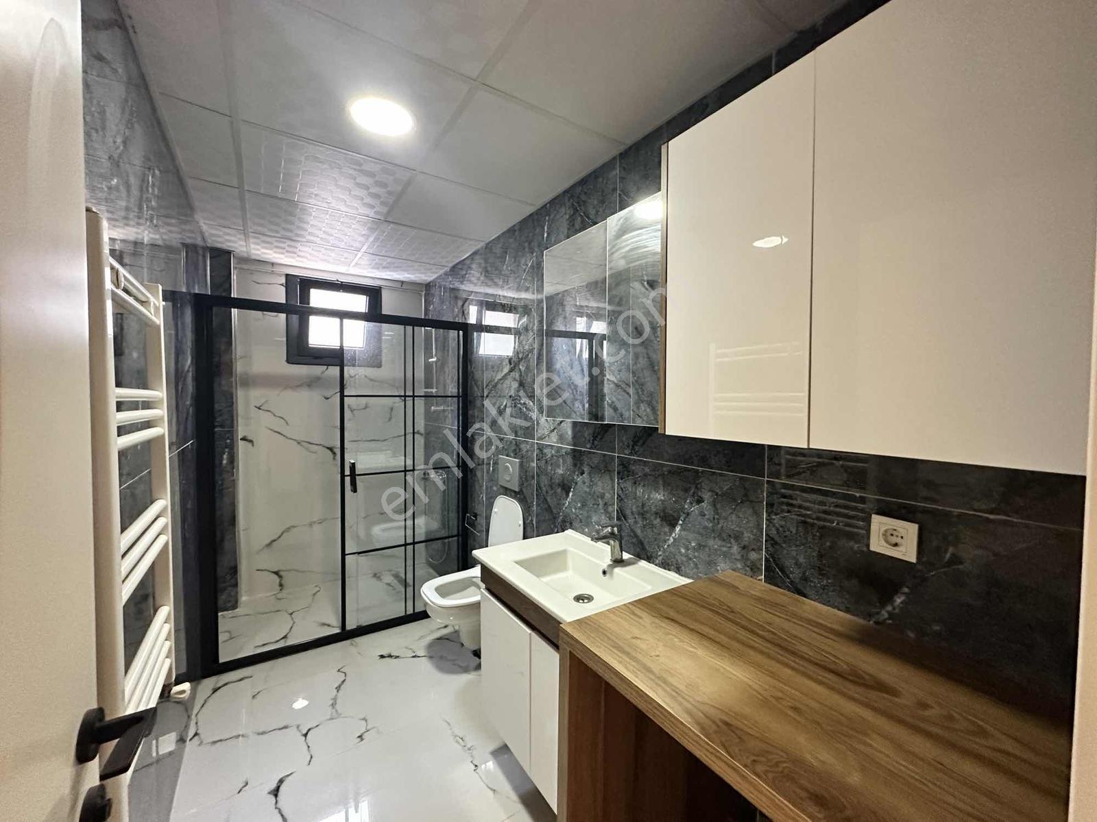 ( Bir Haftalığına Fiyat Düştü) Torbalıda Sağlık Ocağı Yanı Daire - Görsel 9