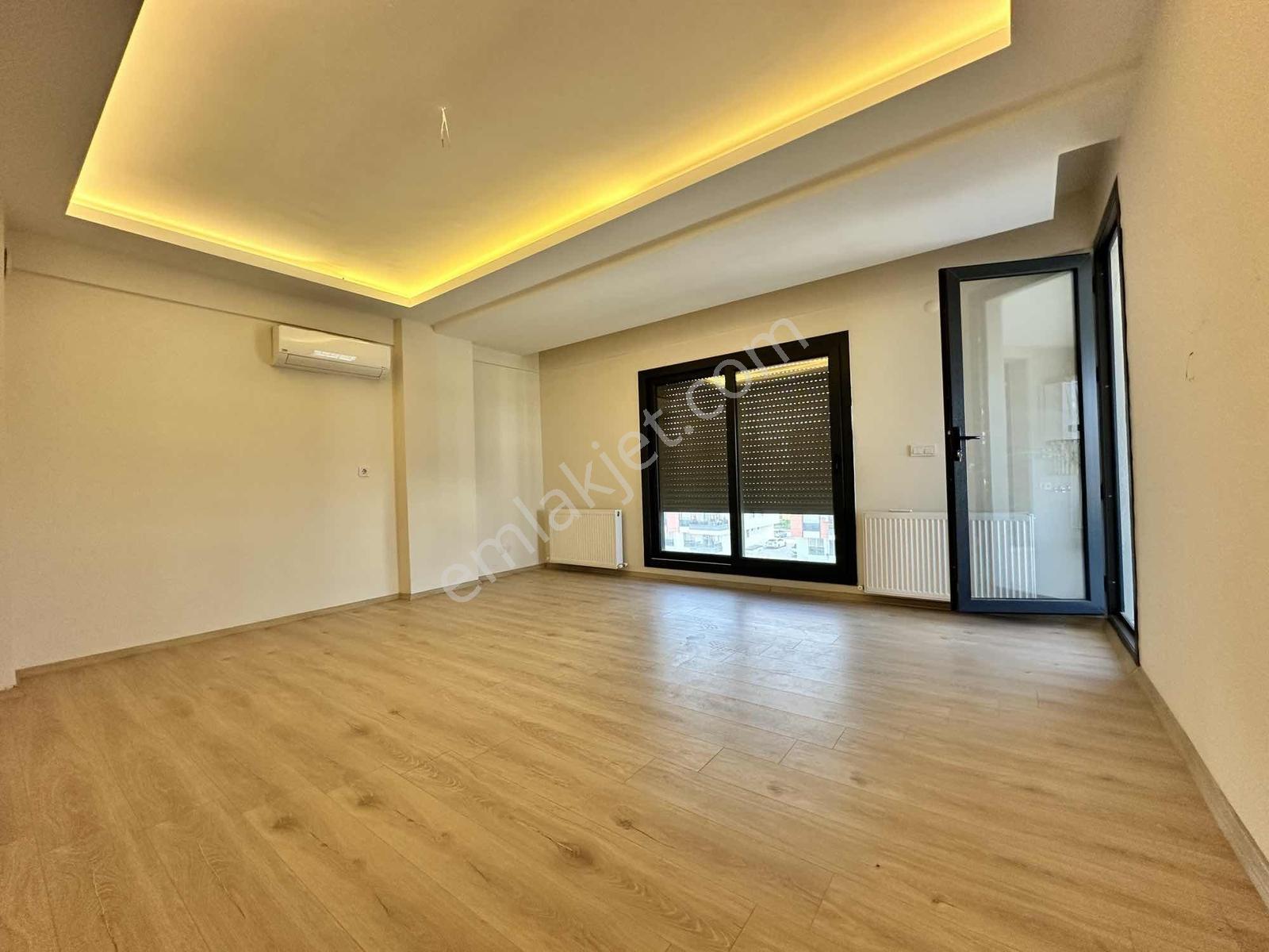 ( Bir Haftalığına Fiyat Düştü) Torbalıda Sağlık Ocağı Yanı Daire - Görsel 18