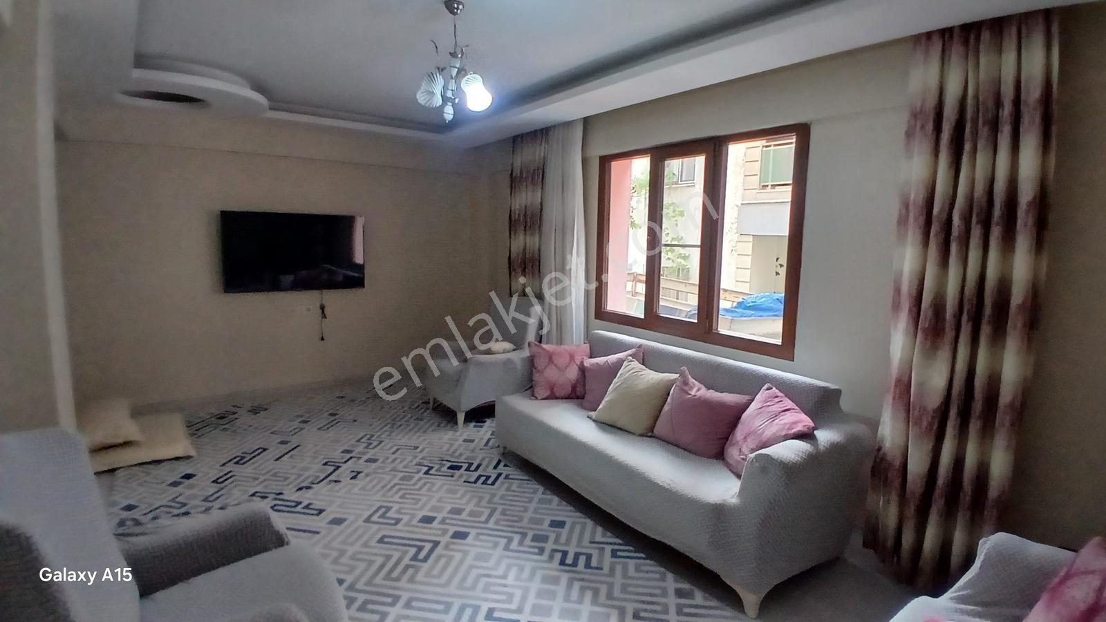 İncirliova İstiklal'de Ultra Geniş 92 Metre Kare 2+1 - Görsel 24