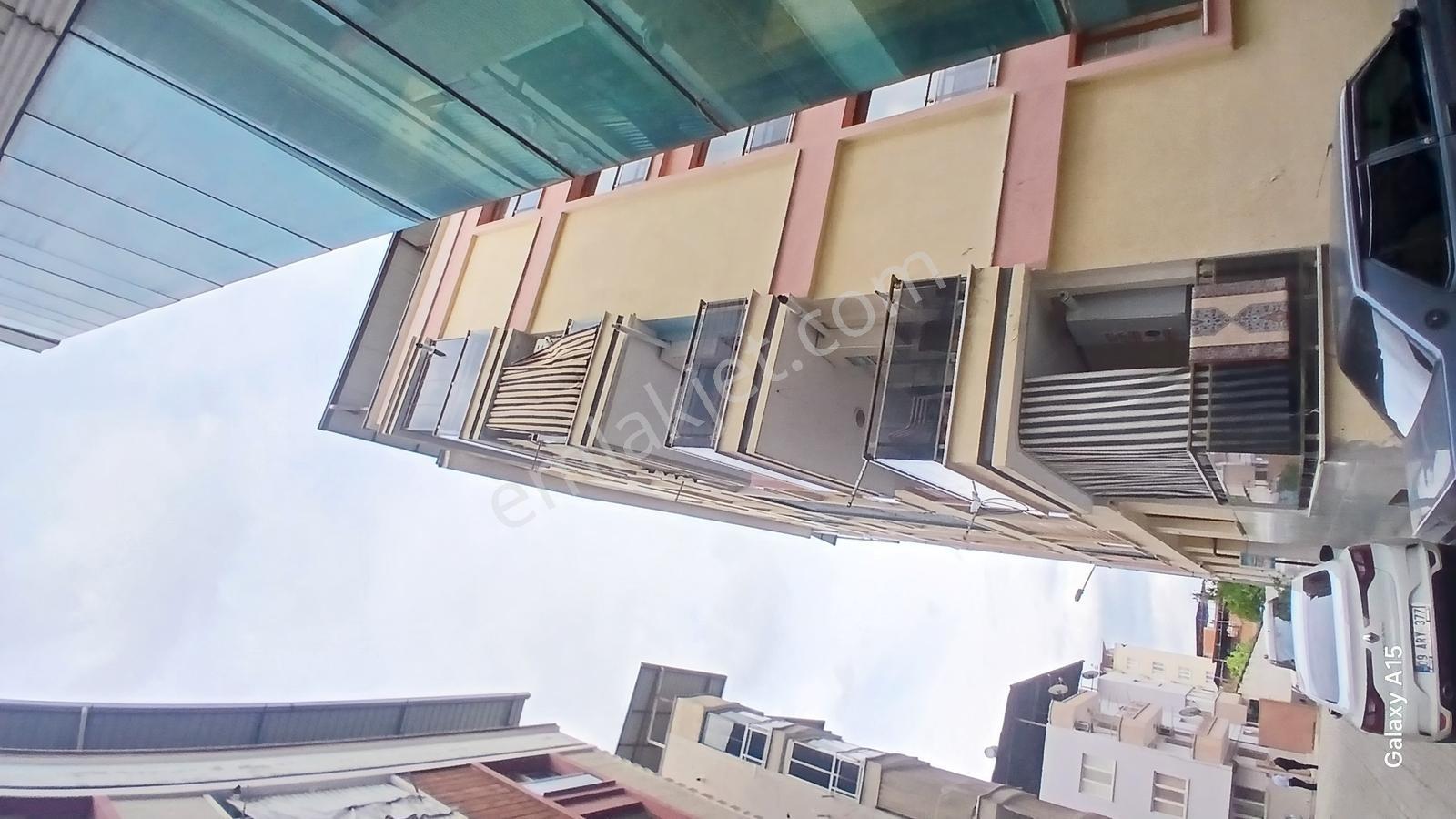 İncirliova İstiklal'de Ultra Geniş 92 Metre Kare 2+1 - Görsel 3