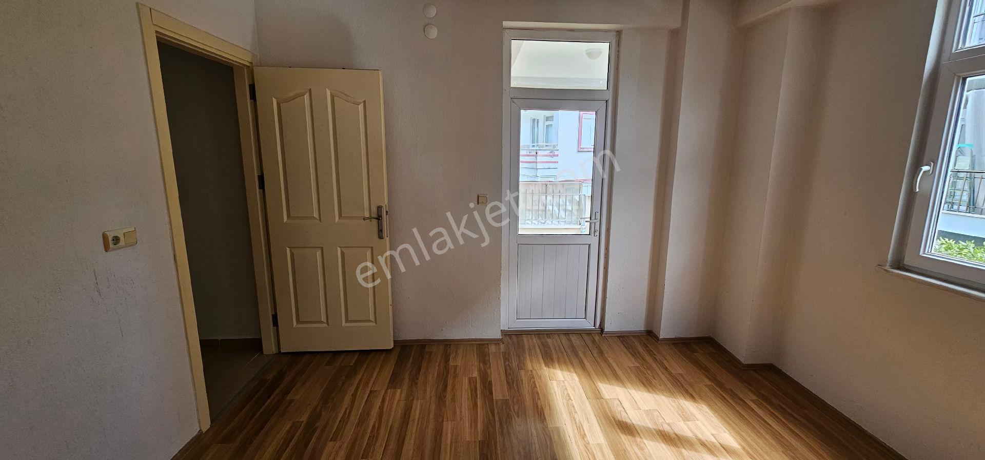Sarılar Mahallesinde Kiralık Kapalı Mutfak Geniş 2+1 Daire - Görsel 25