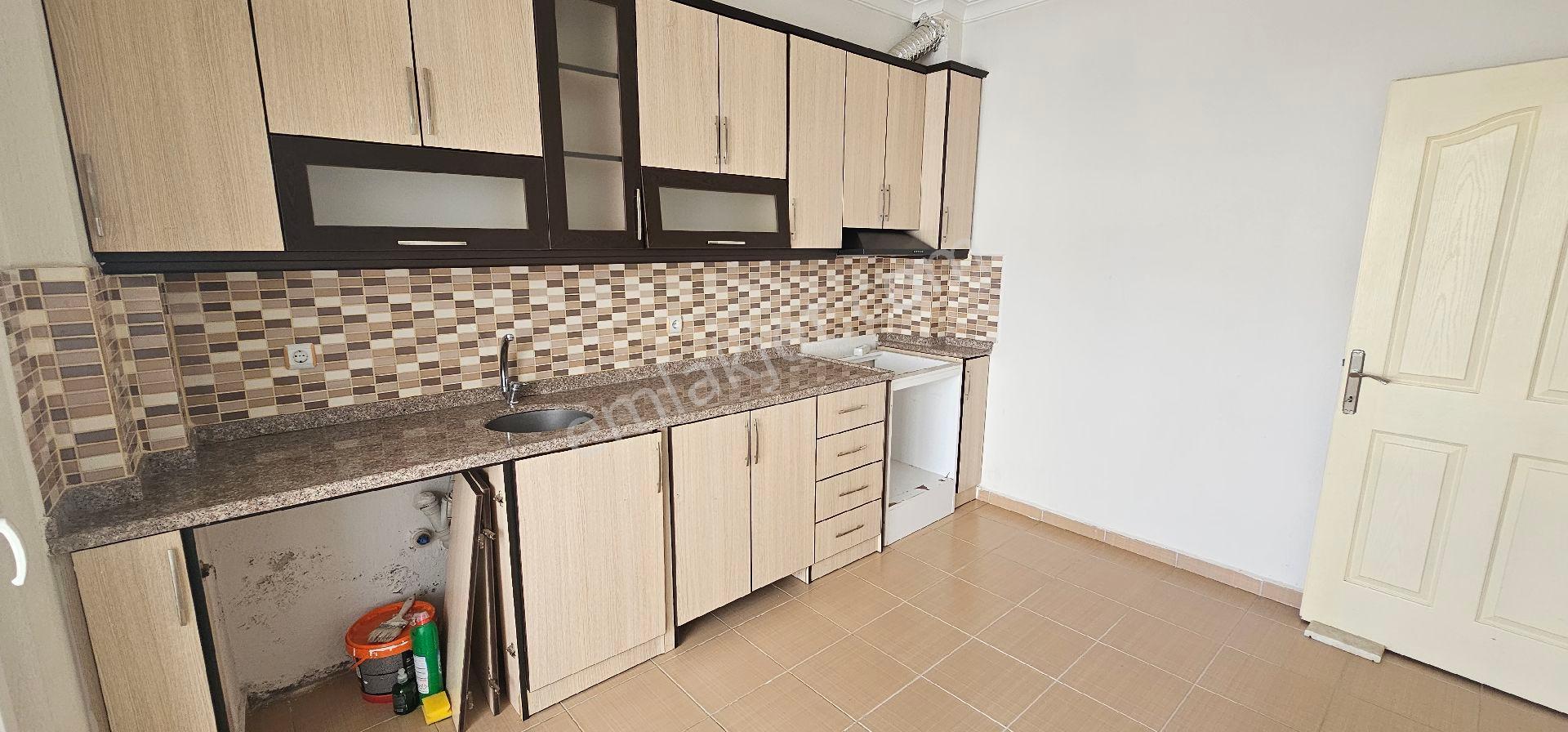 Sarılar Mahallesinde Kiralık Kapalı Mutfak Geniş 2+1 Daire - Görsel 12