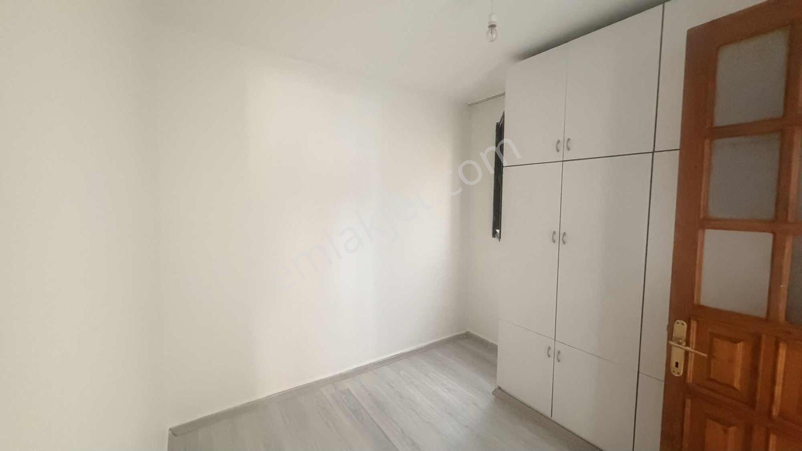 Karşıyaka Alaybeyde 3+1 Köşe Daire - Görsel 7