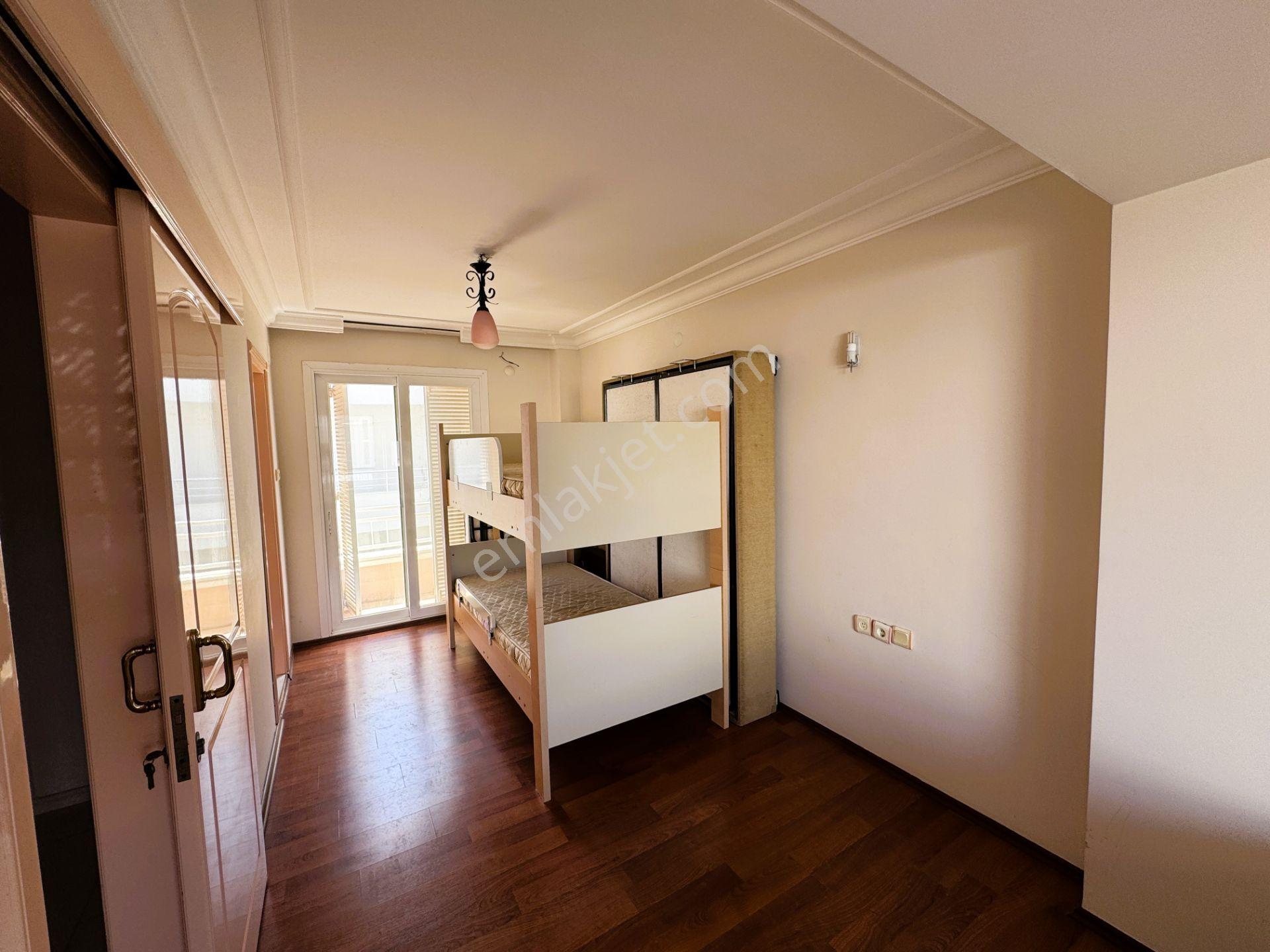 Denize Sıfır Artemis Sitesinde 3+1 Deniz Manzaralı Yazlık Villa - Görsel 19