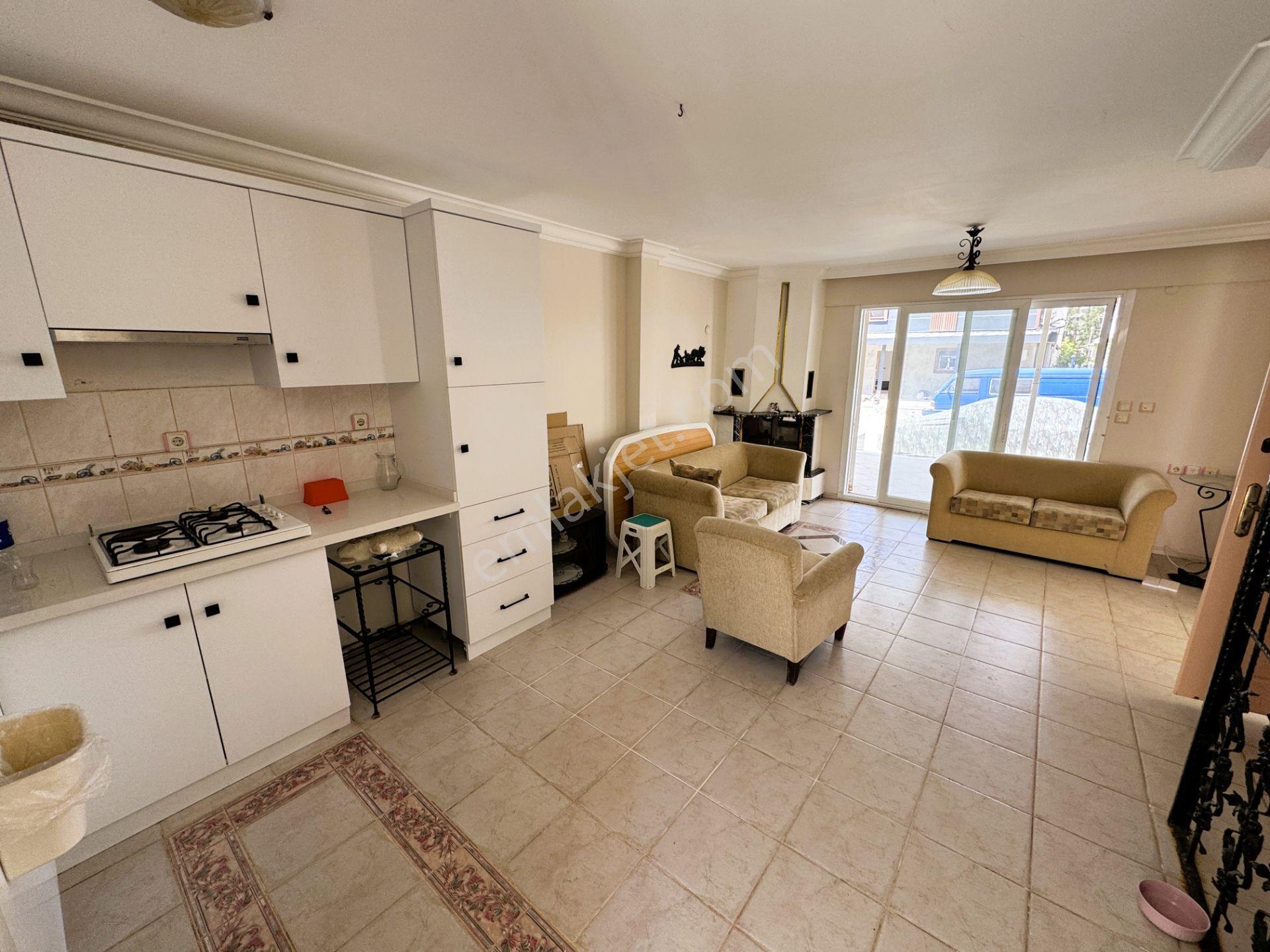 Denize Sıfır Artemis Sitesinde 3+1 Deniz Manzaralı Yazlık Villa - Görsel 10