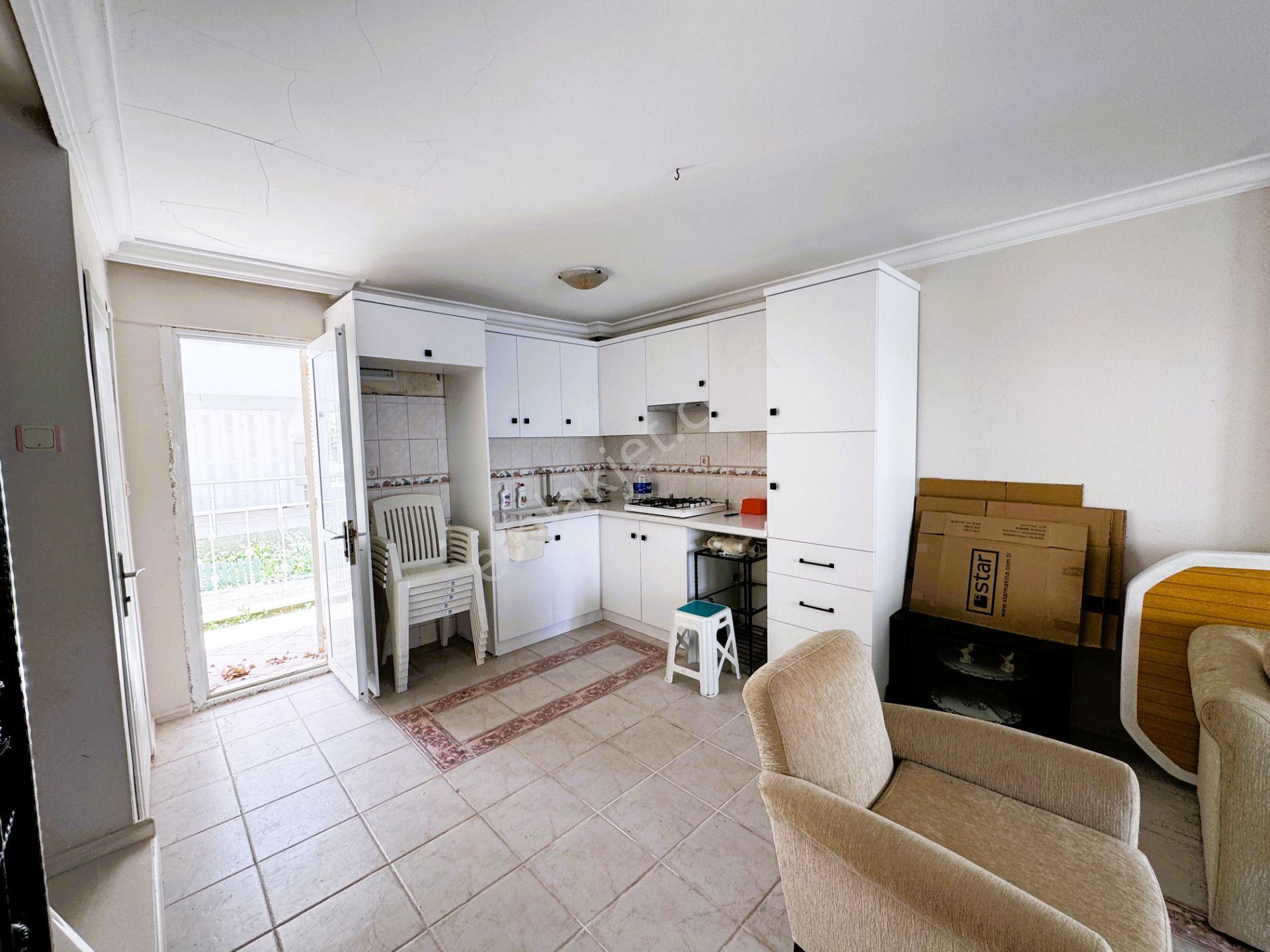 Denize Sıfır Artemis Sitesinde 3+1 Deniz Manzaralı Yazlık Villa - Görsel 13