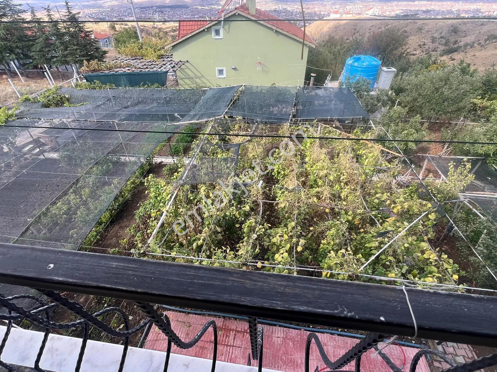 Avukatlar Sitesinde 2 Katlı Satılık Villa - Görsel 9