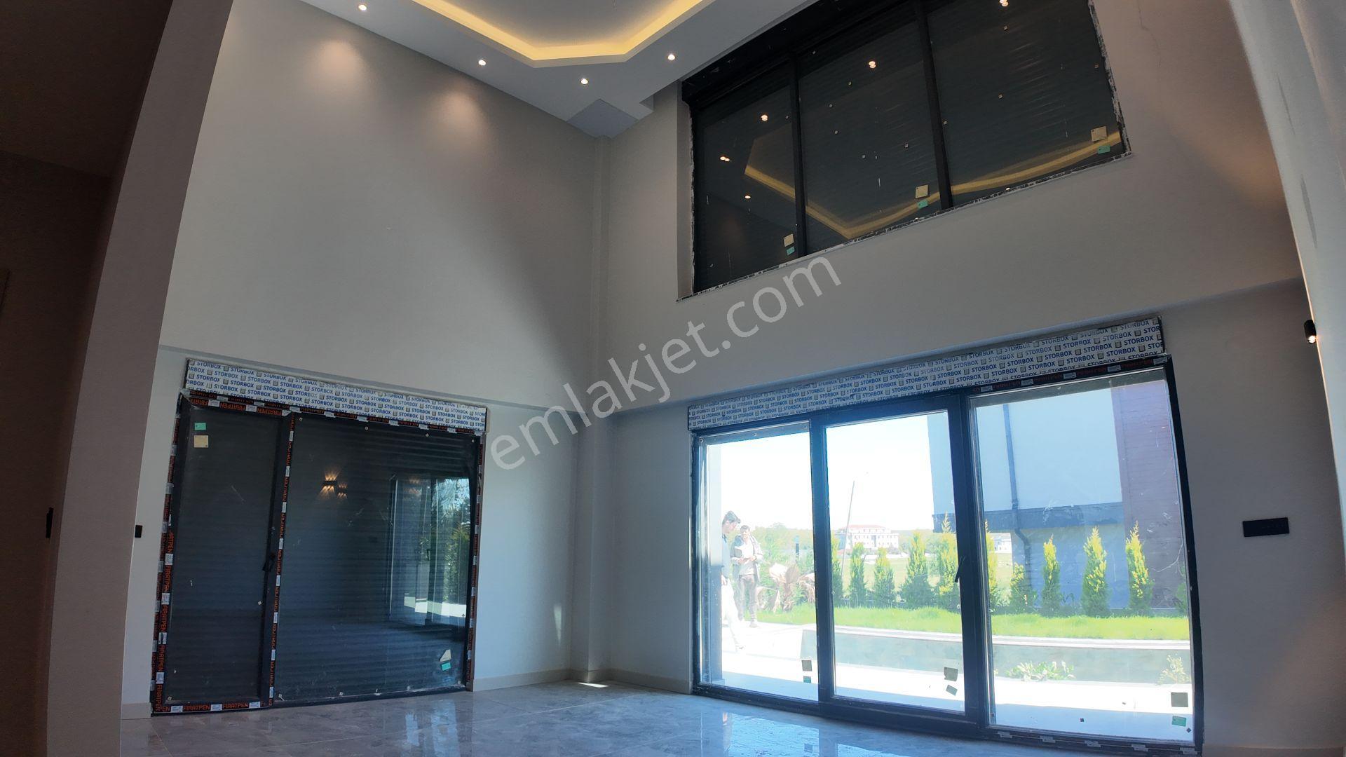 Re/max Land'den Ambardere'de 320 M² Müstakil Havuzlu 6+2 Villa! - Görsel 9