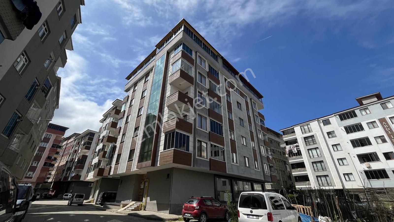 Rw Taka | Okullar Bölgesinde Eşyalı Satılık 5+1 Dubleks Daire