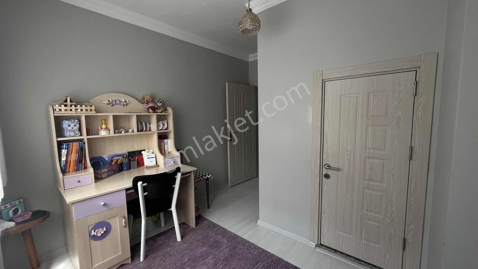 Rw Taka | Okullar Bölgesinde Eşyalı Satılık 5+1 Dubleks Daire - Görsel 26