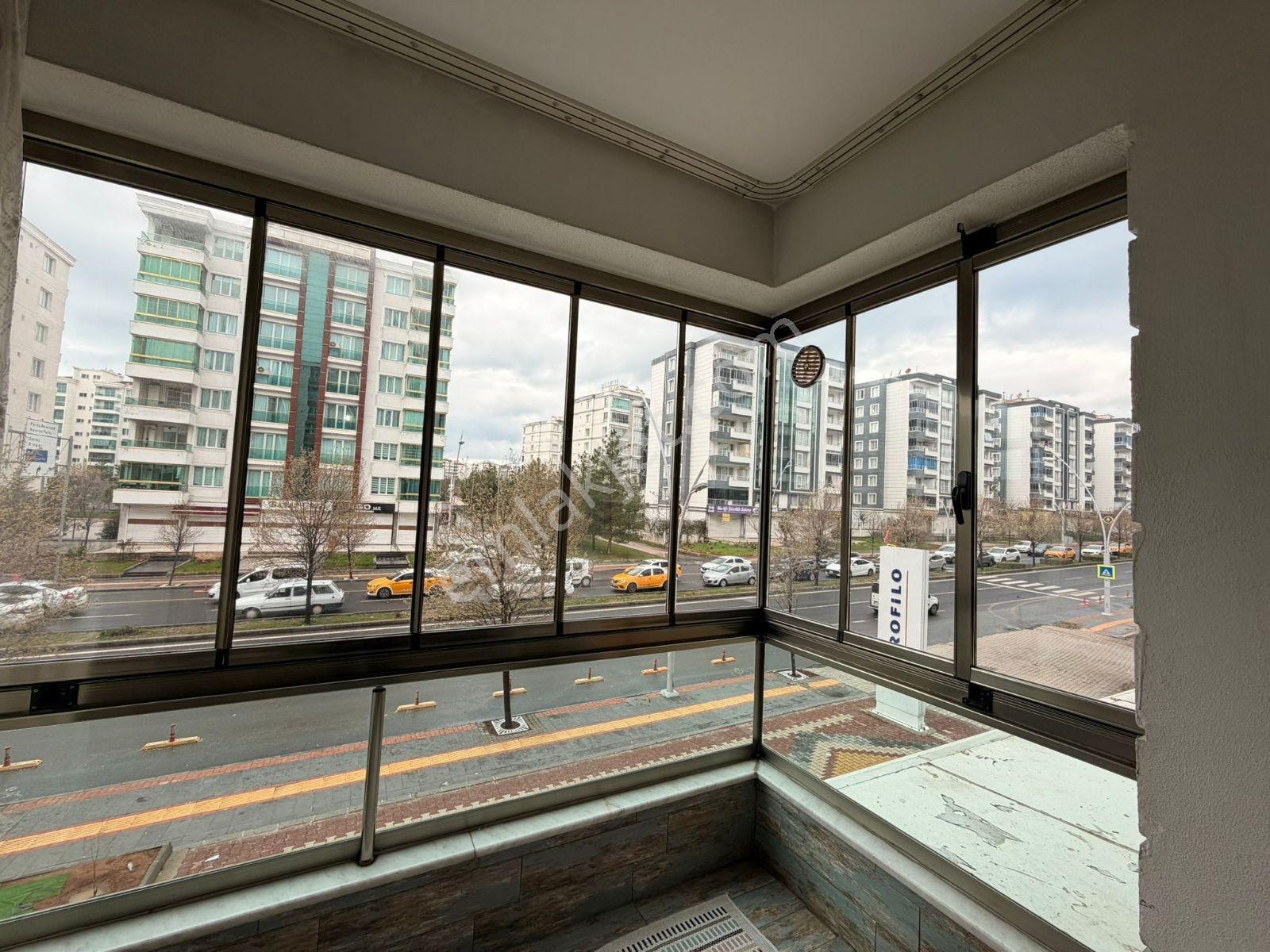 Rota'dan Muazzam Yerde Satılık Daire - Görsel 14