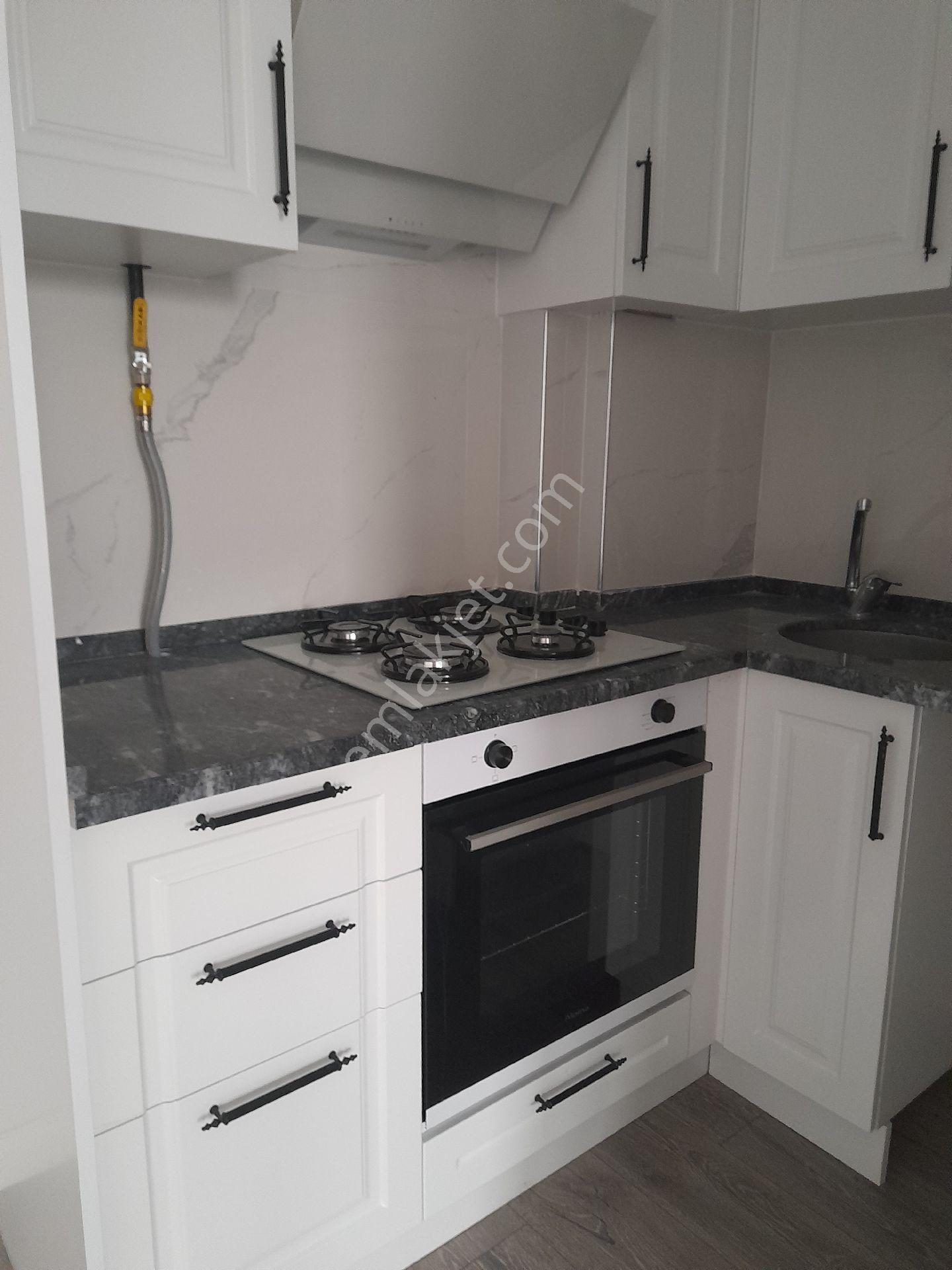 Pelitköy Yolunda Kiralık Daire - Görsel 22