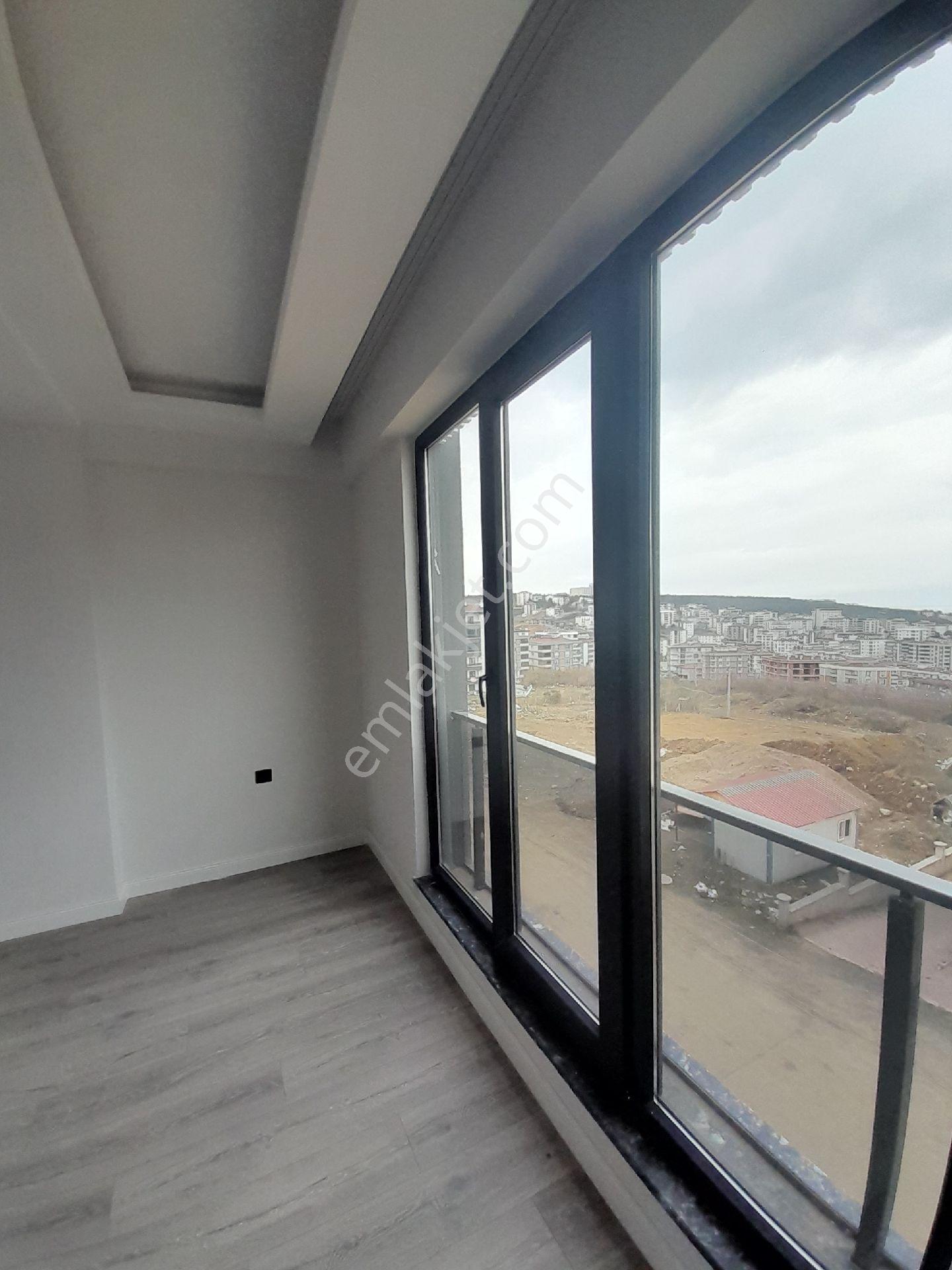 Pelitköy Yolunda Kiralık Daire - Görsel 9