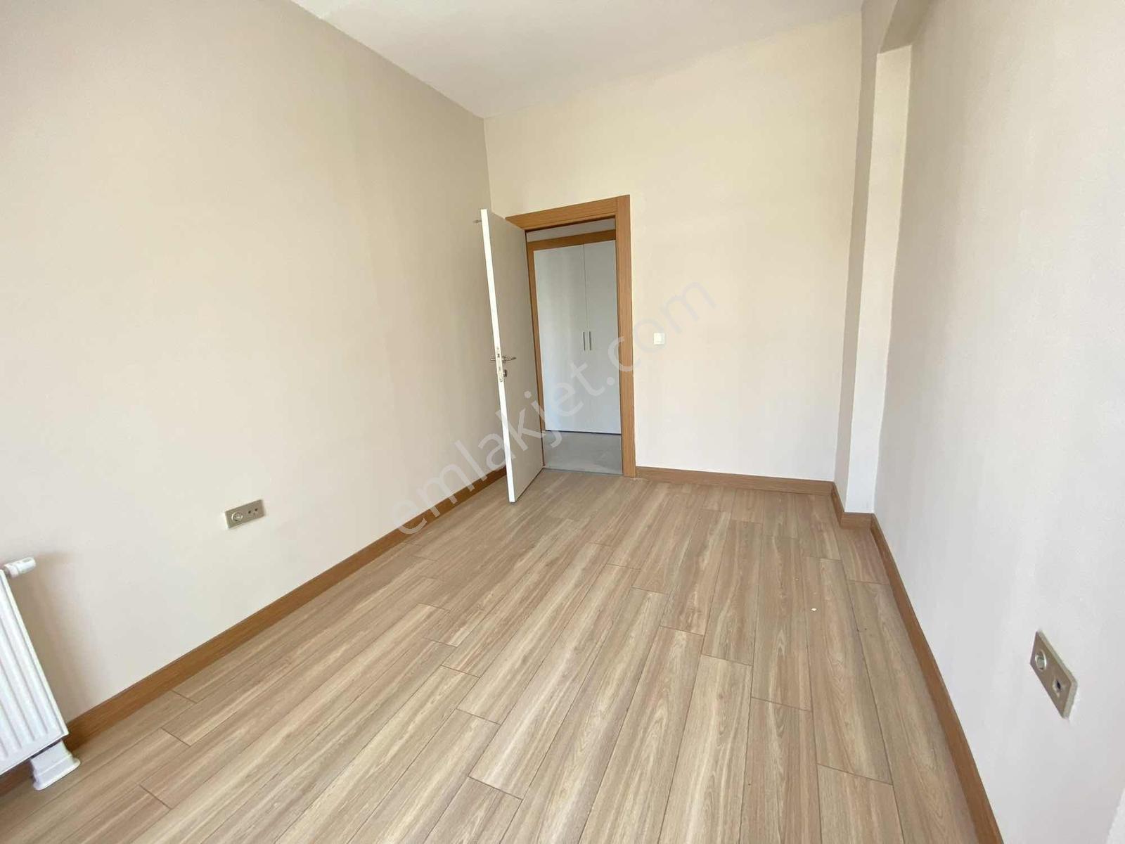 Bayraklı Toki Evleri 7.etap 3+1 Kiralık Daire - Görsel 18