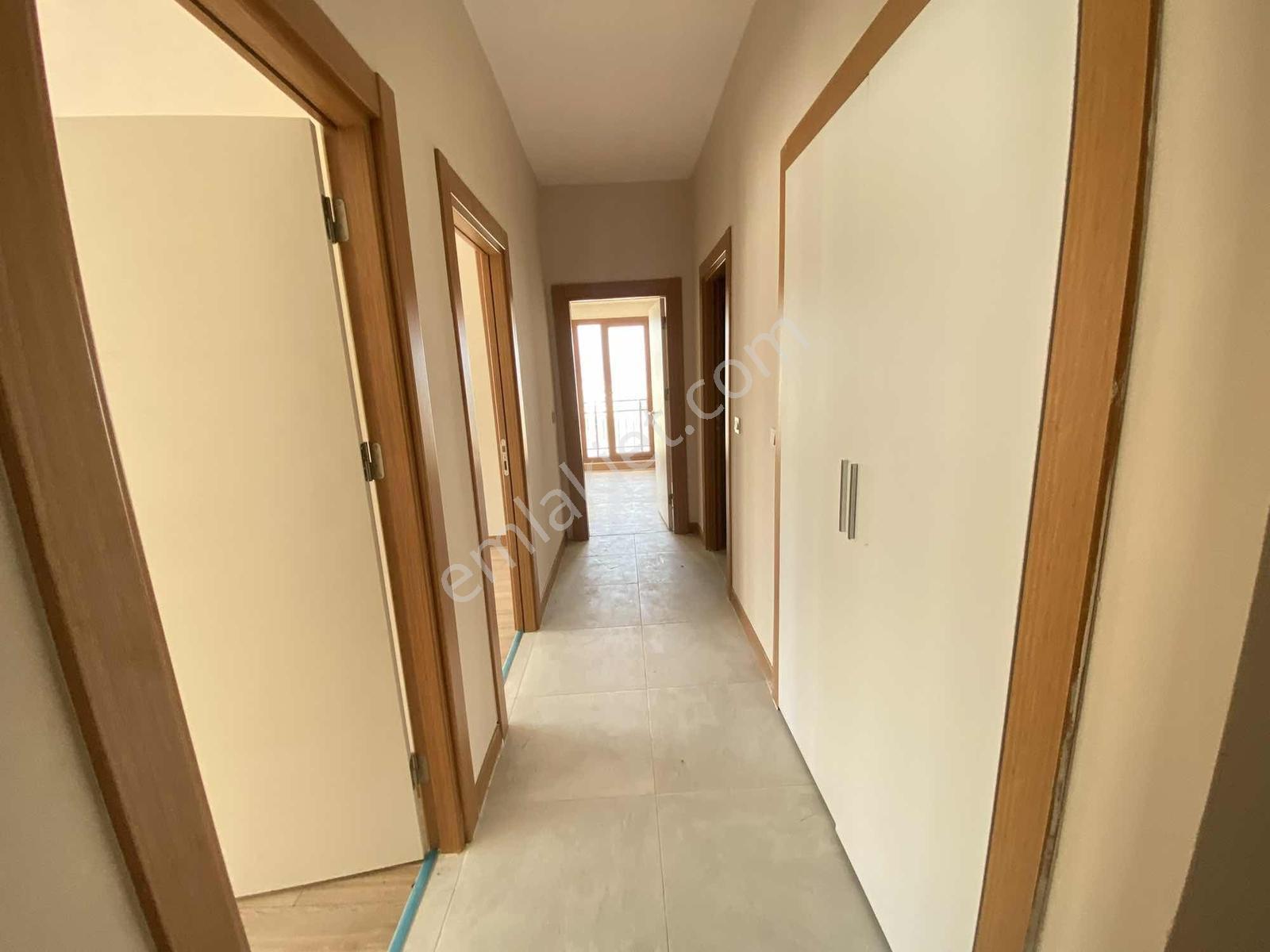 Bayraklı Toki Evleri 7.etap 3+1 Kiralık Daire - Görsel 32