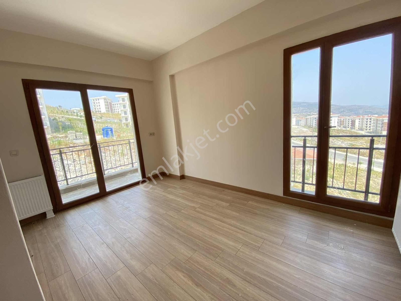 Bayraklı Toki Evleri 7.etap 3+1 Kiralık Daire - Görsel 17