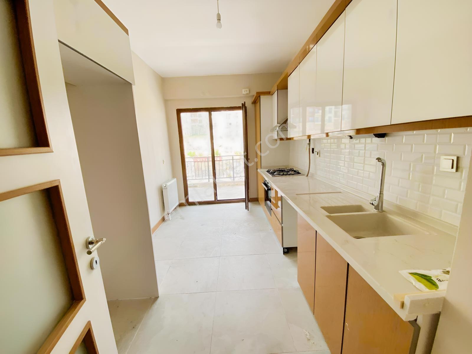 Bayraklı Toki Evleri 7.etap 3+1 Kiralık Daire - Görsel 34