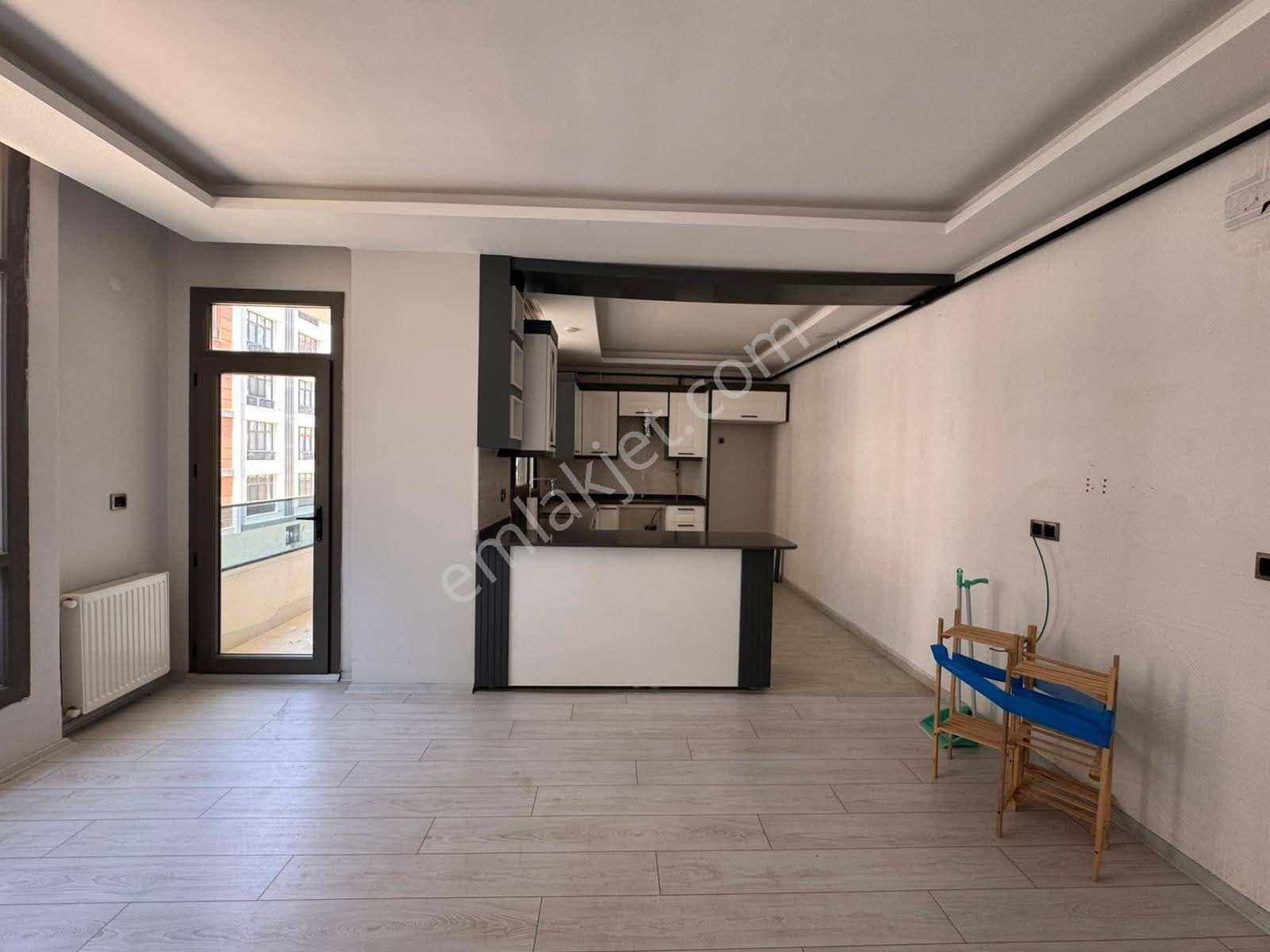 Sahra Emlaktan Yenikent Toki Site İçinde Kiralık Lüx Daire - Görsel 3