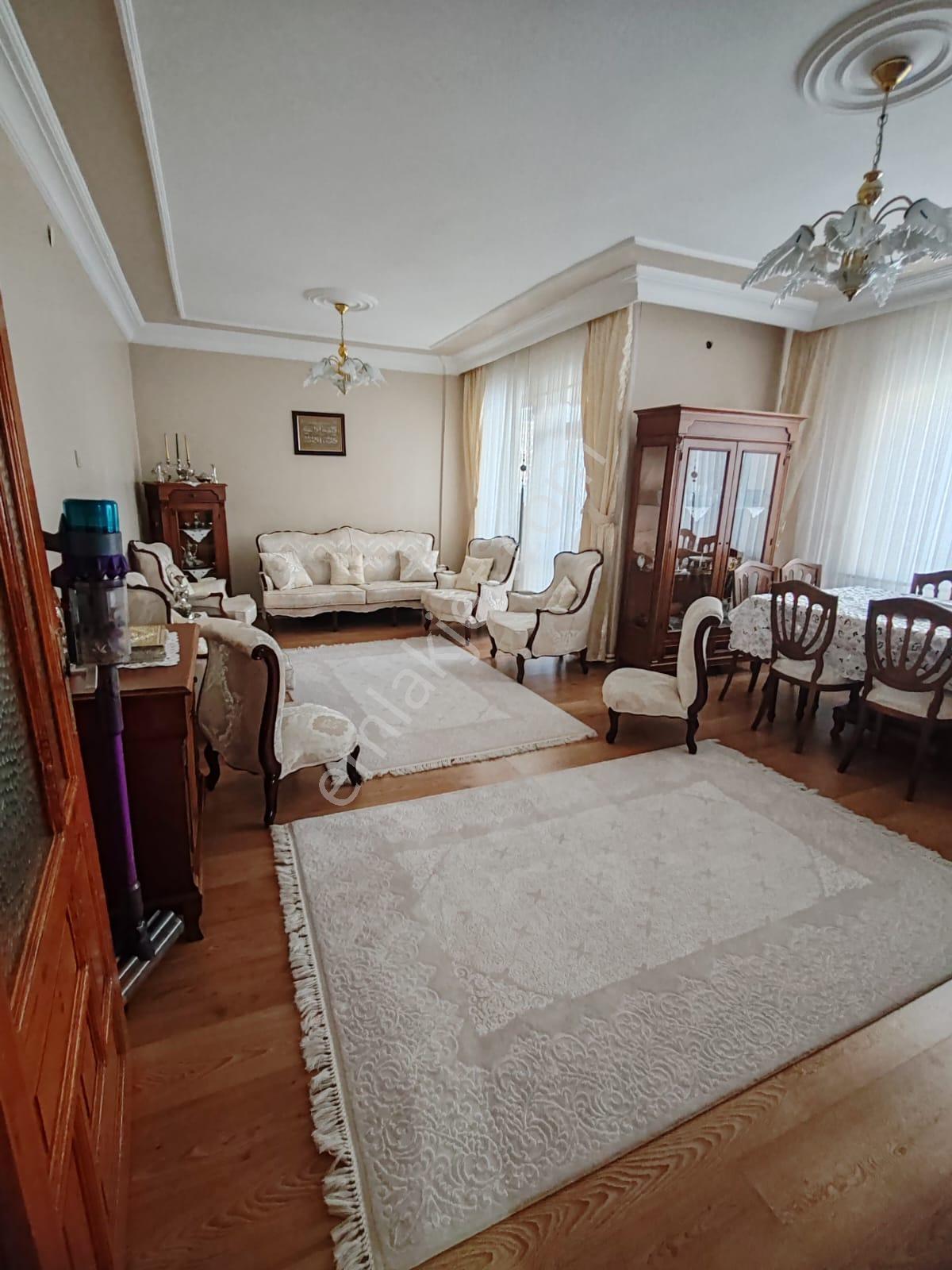 Sahibinden Acil Satılk Kayakyolu Site İçerisinde 3+1 Daire - Görsel 15