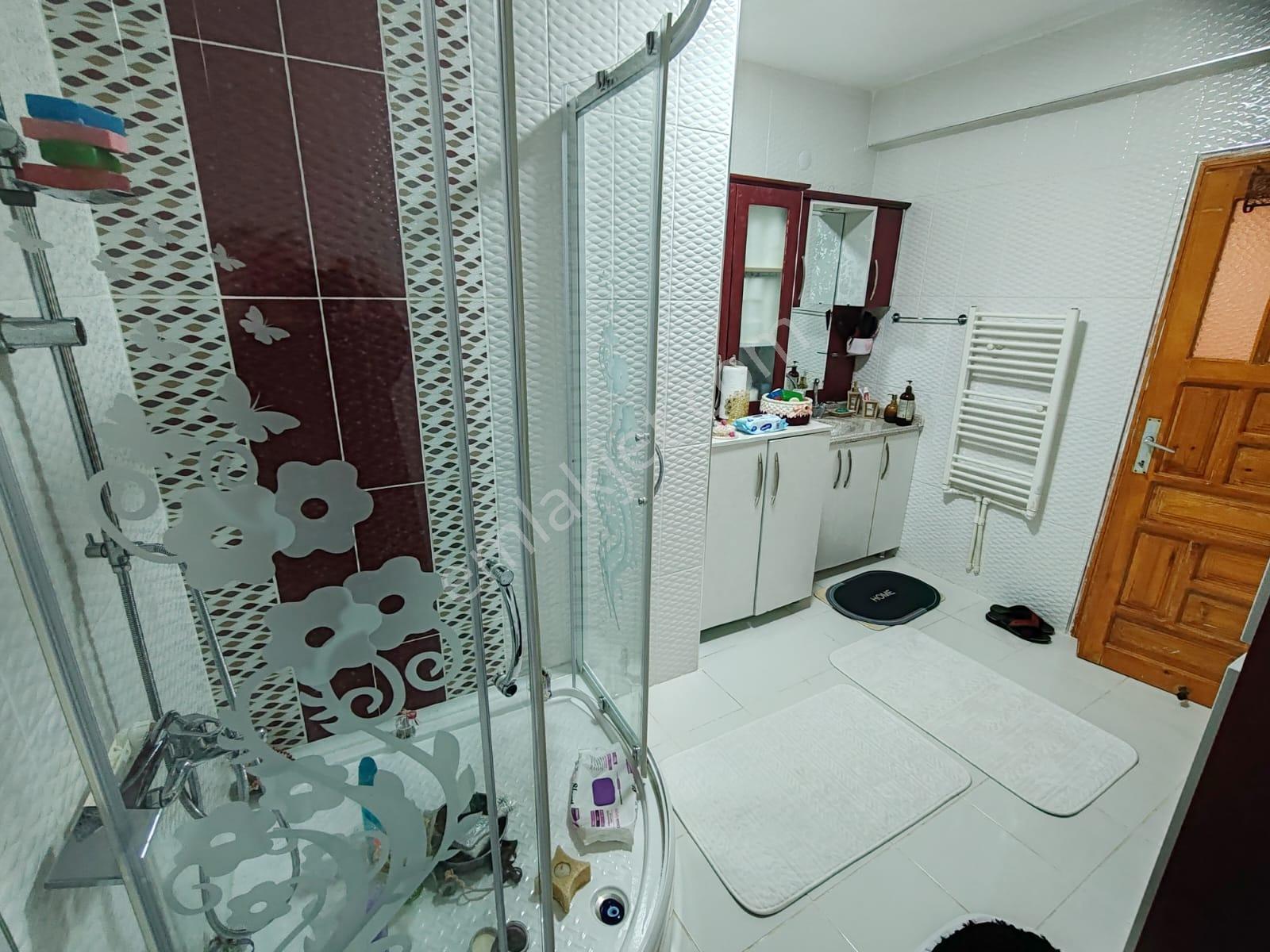 Sahibinden Acil Satılk Kayakyolu Site İçerisinde 3+1 Daire - Görsel 9