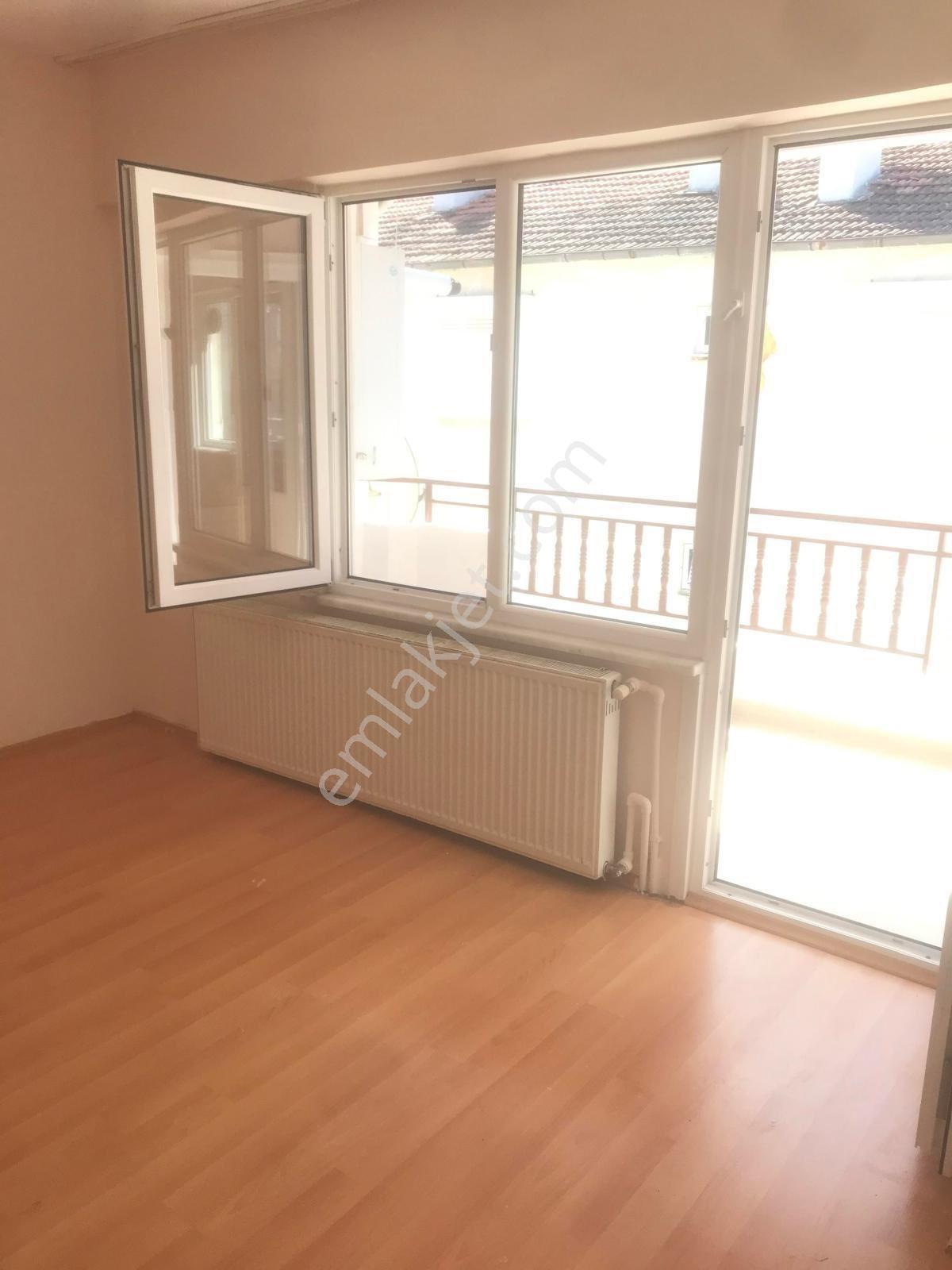 Çınarcık Harmanlarda 2+1 90 M2 4. Katsahile 10 Adım İskeleye 150 Metre Satılık Daire - Görsel 16