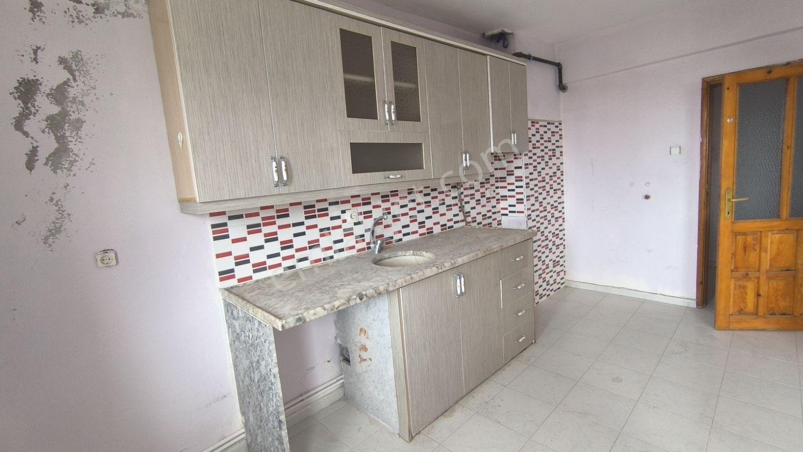 Edis Emlak'tan Kiralık Bafra Mevlanada Site İçinde Asansörlü 3+1 - Görsel 12