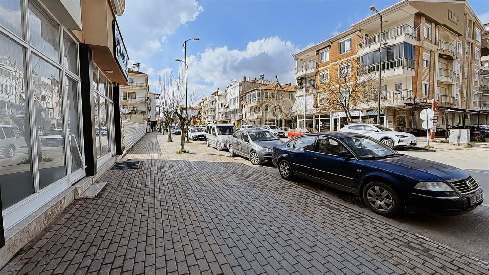 Arif Emlaktan Kiralık Doğalgazlı 3+1 Daire - Görsel 34