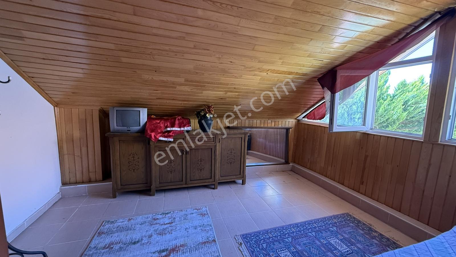 Arif Emlaktan Kiralık Doğalgazlı Villa - Görsel 18