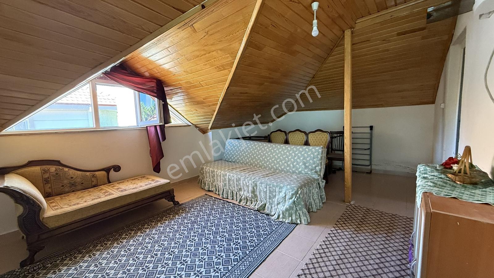 Arif Emlaktan Kiralık Doğalgazlı Villa - Görsel 15