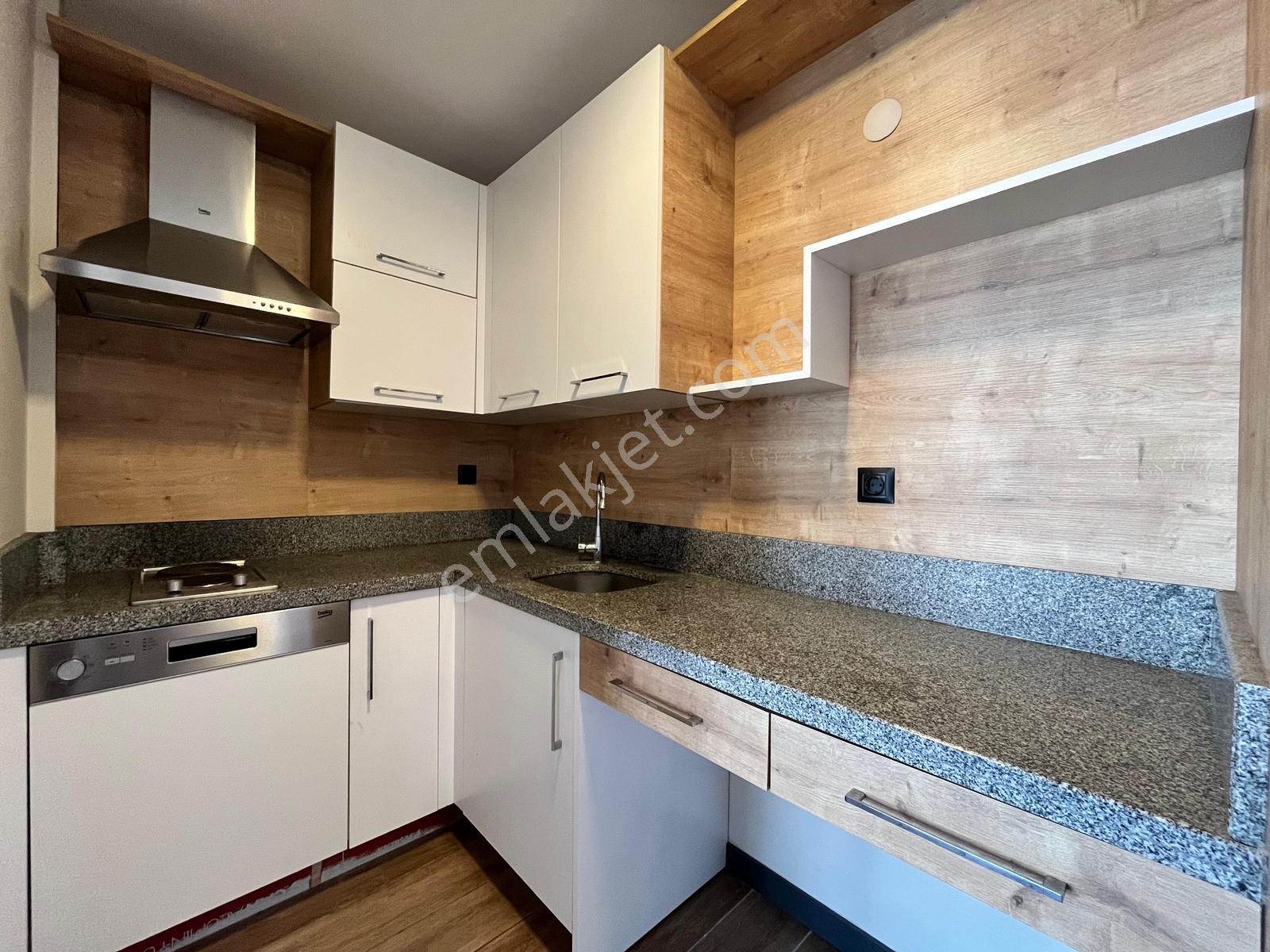Yalçınlar Yaşamda Havuzlu Sitede Satılık 2+1 Eşyalı Daire - Görsel 6