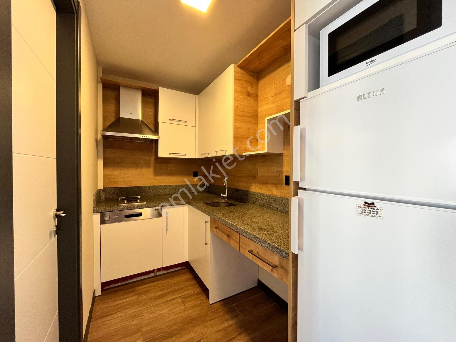 Yalçınlar Yaşamda Havuzlu Sitede Satılık 2+1 Eşyalı Daire - Görsel 4