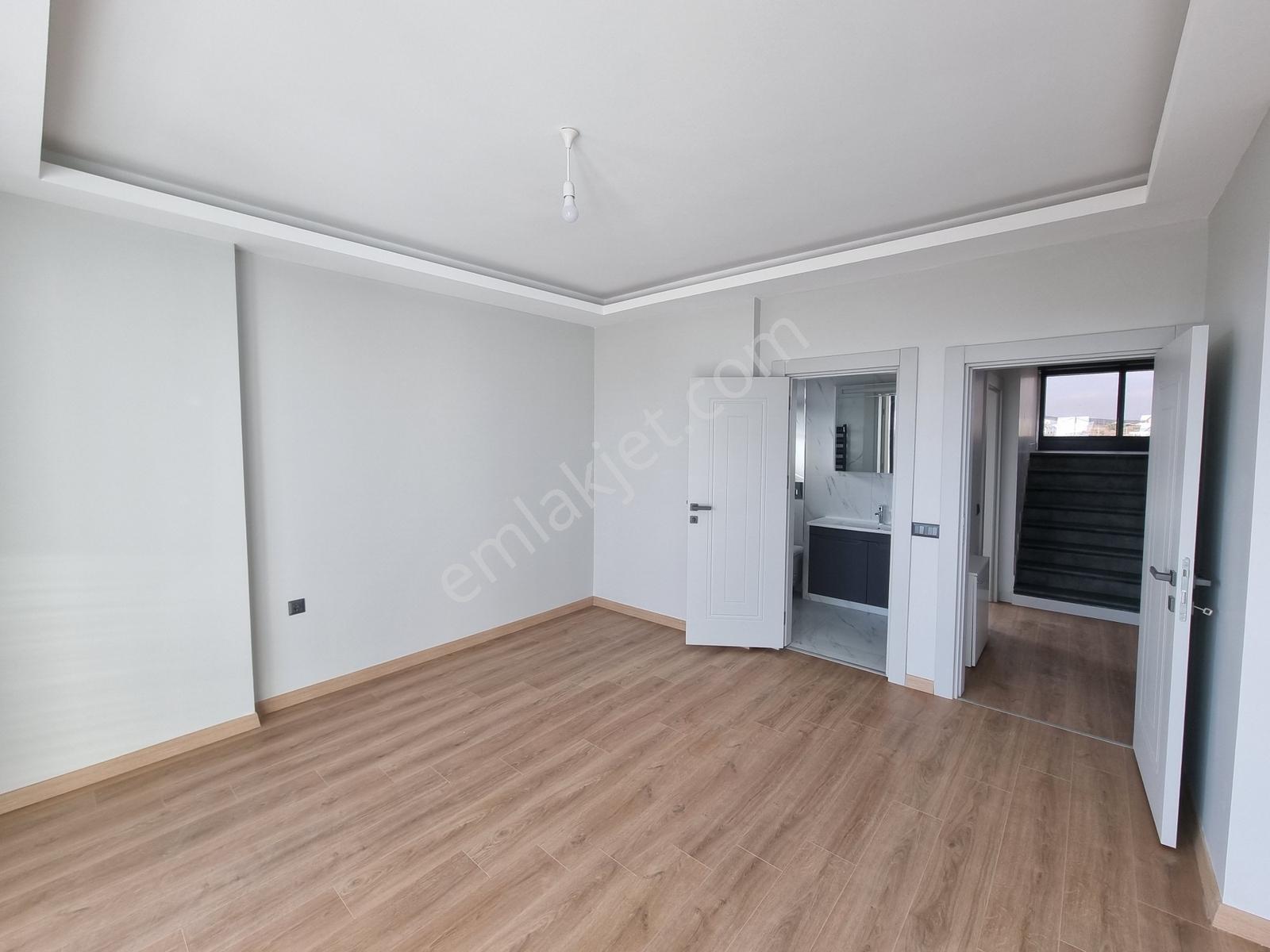 Kumburgaz Abelia Villaları Deniz Manzaralı Havuzlu Müstakil 6+2 - Görsel 32