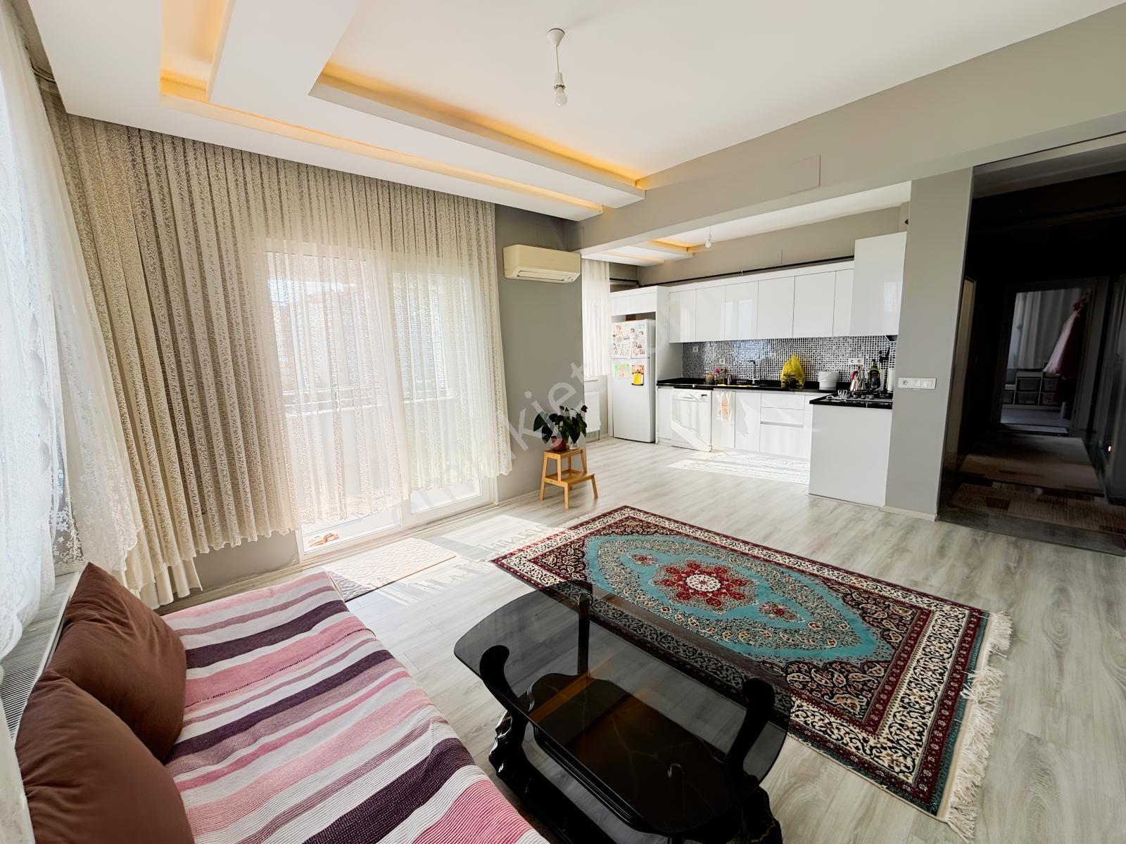 Cb'den Üngüt Mahallesinde Panoramik Manzaralı Satılık 3+1 Daire