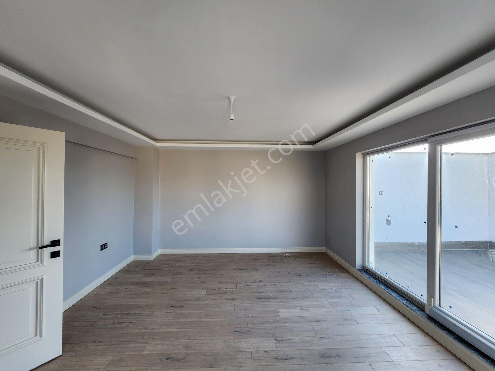 Panoramik Manzaralı Kültür Mahallesinde Harika Villa - Görsel 47