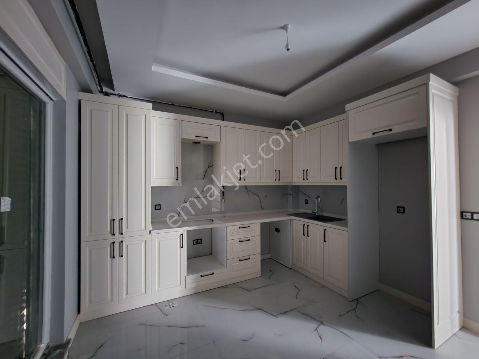 Panoramik Manzaralı Kültür Mahallesinde Harika Villa - Görsel 7