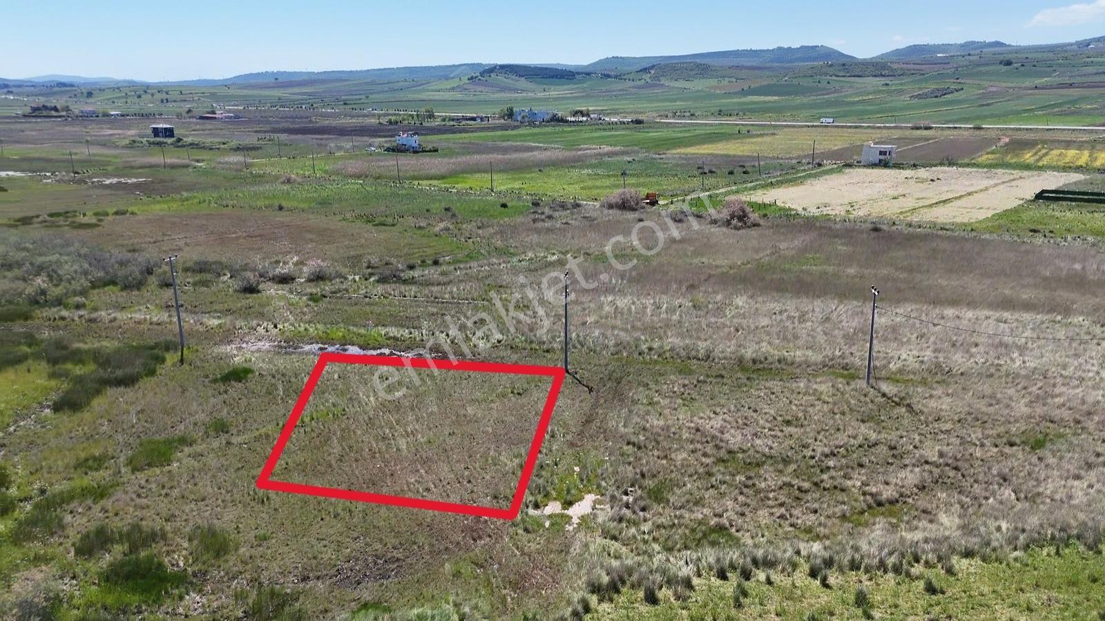 290m2 Çifteçeşmeler Pınarkentte Denize Yakın, 2.5 Kat Villalık - Görsel 3
