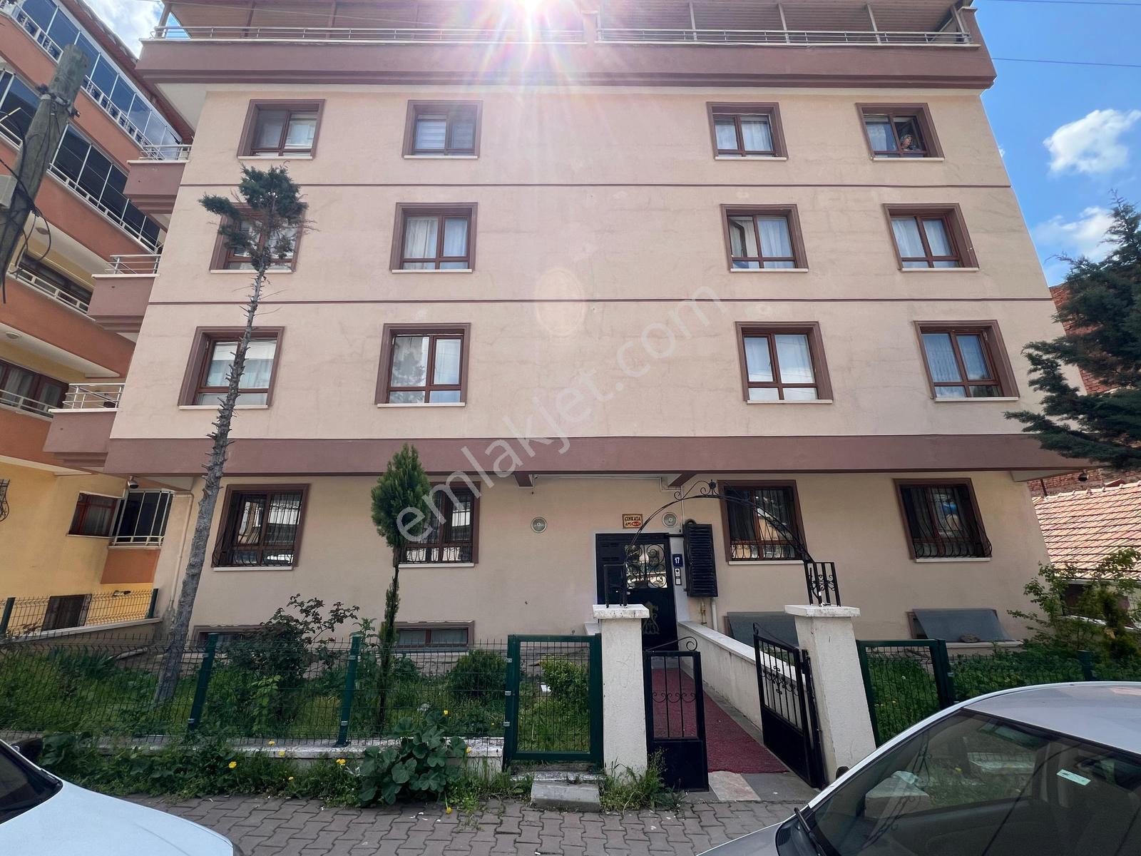 Kuzey Emlak'tan Güzel Yakada Yapılı Teraslı 5+1 Manzaralı Daire - Görsel 20