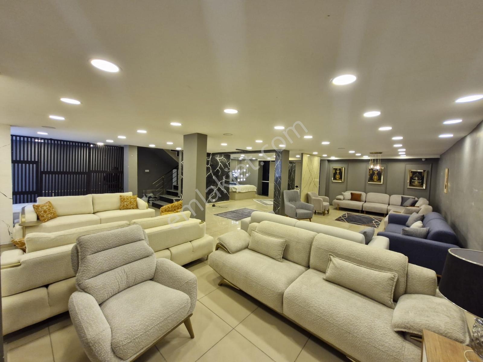 Çarşı Merkezde Ssk Binası Yanında Satılık 720 M2 Mağaza / Dükkan - Görsel 4