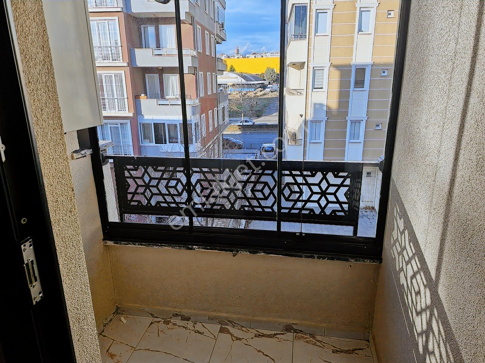Alipaşa Mh. Cadde Üzerinde Ayrı Mutfaklı Kiralık 1+1 Daire - Görsel 5