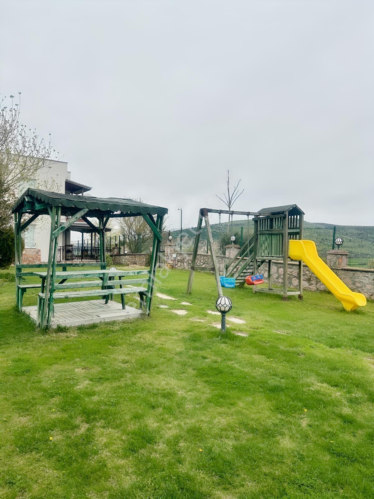 Mir'den Balıkesir Pamukçu Mh'si Termal Havuzlu 3+1 Satılık Villa - Görsel 28